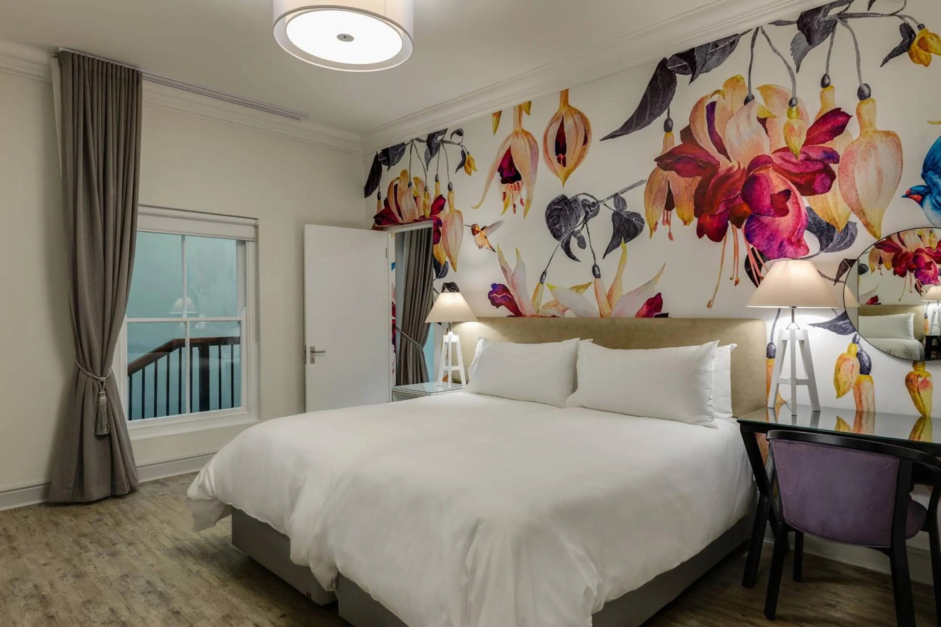 Photo of the whole room, Bed in Protea Hotel by Marriott Franschhoek