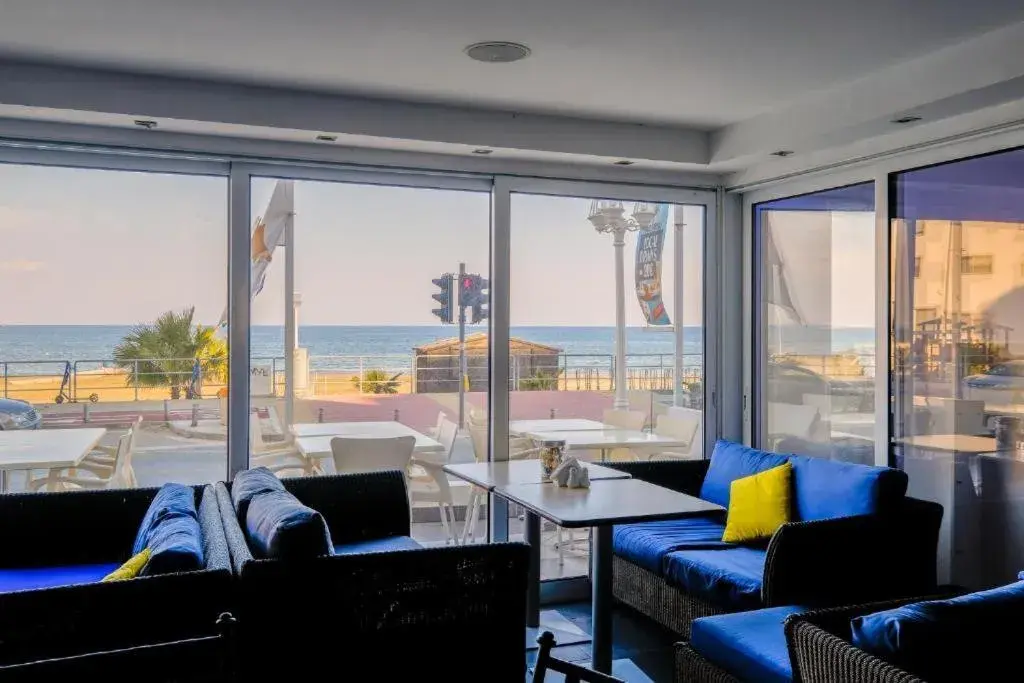 Seating Area in Flamingo Beach Hotel