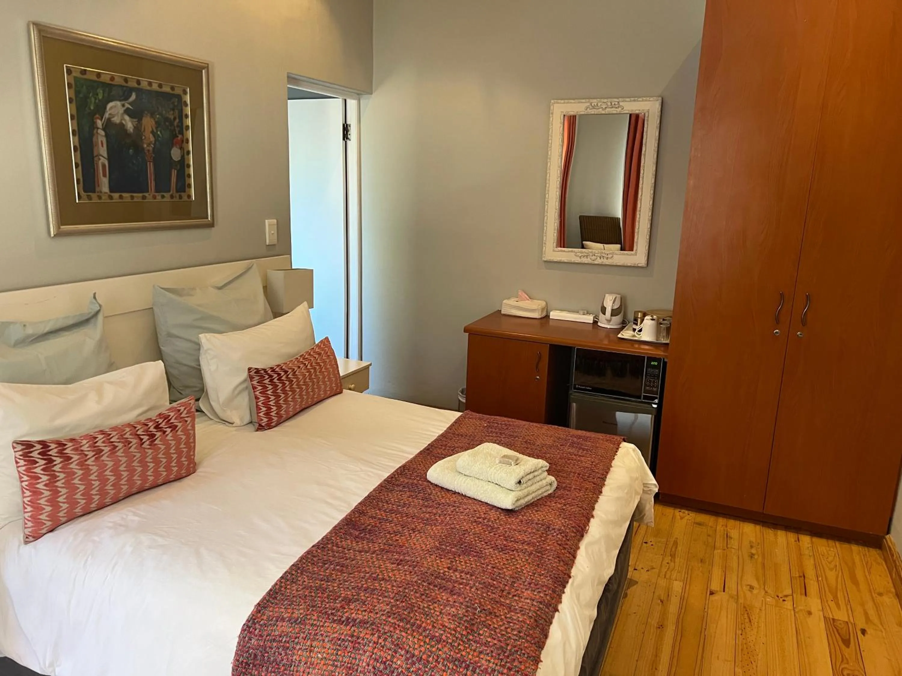 Cape Nelson Guest House