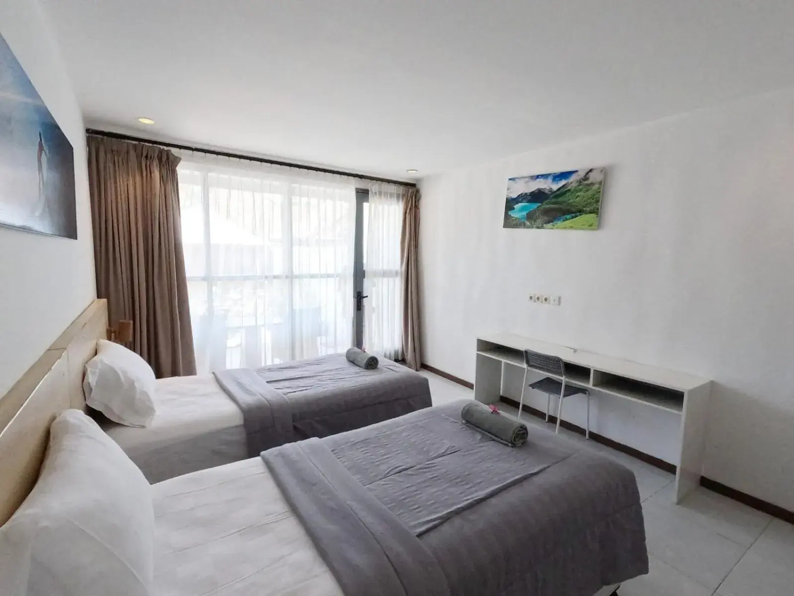 Twin Room with Pool View in Villa PhyPhy Twin Room with Pool View in Villa PhyPhy