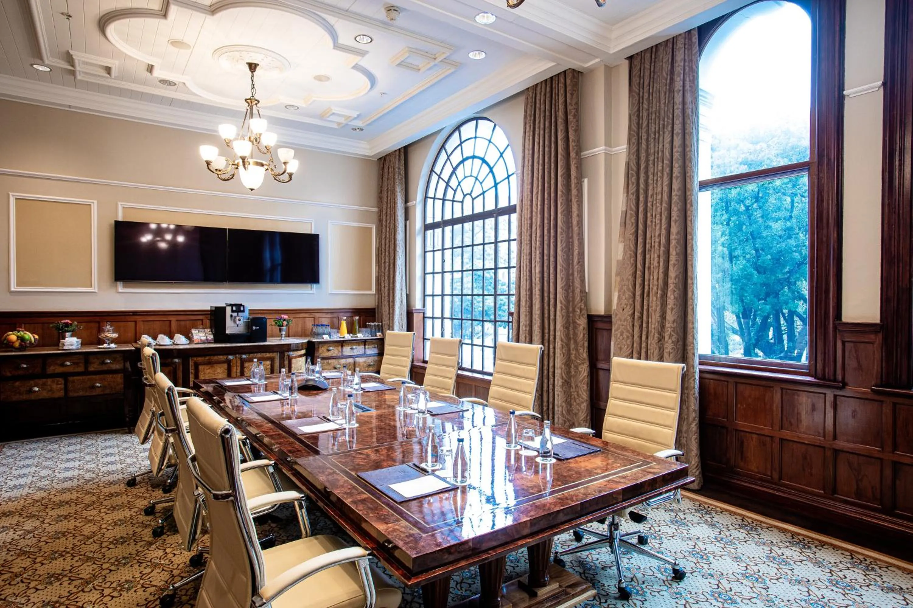 Meeting/conference room in Taj Cape Town