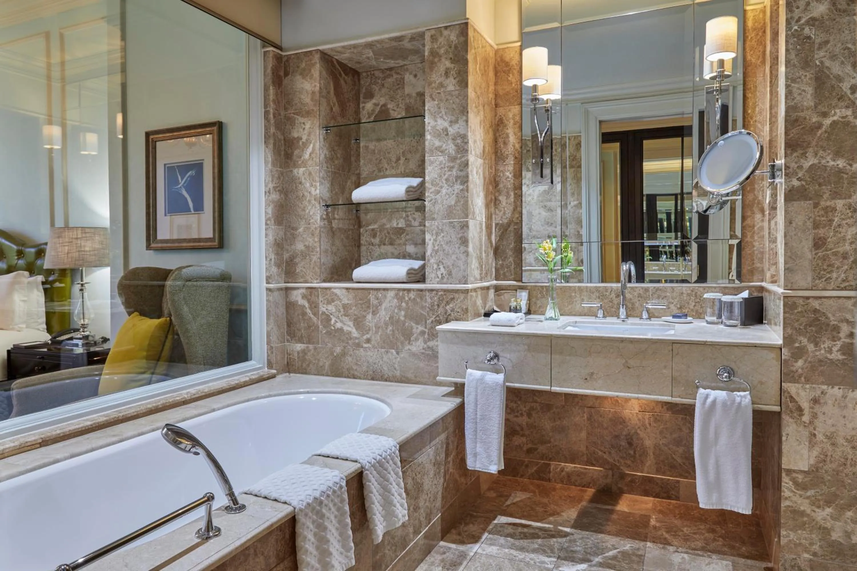 Shower in Taj Cape Town