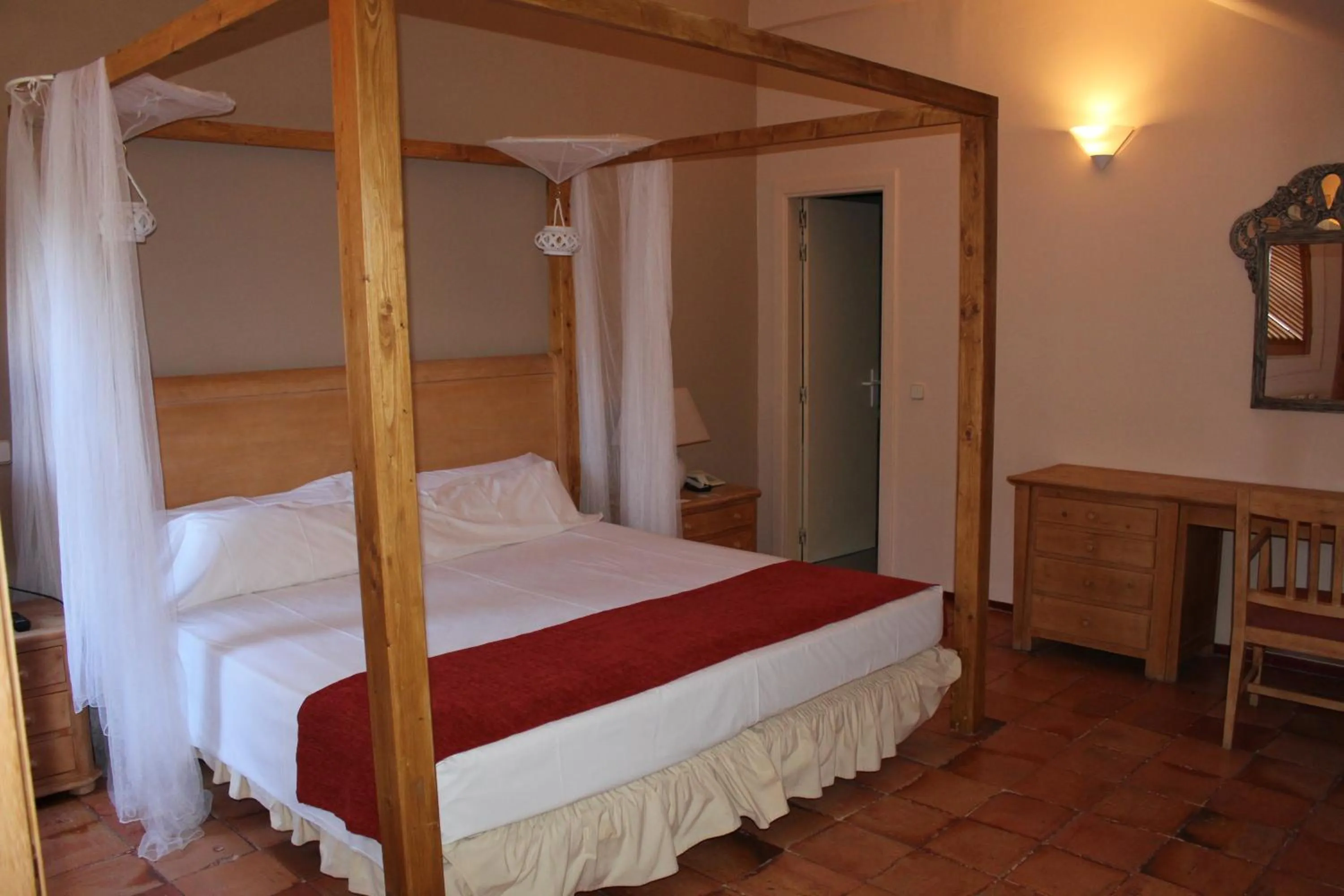 Bed in Hotel La Posada De Alameda