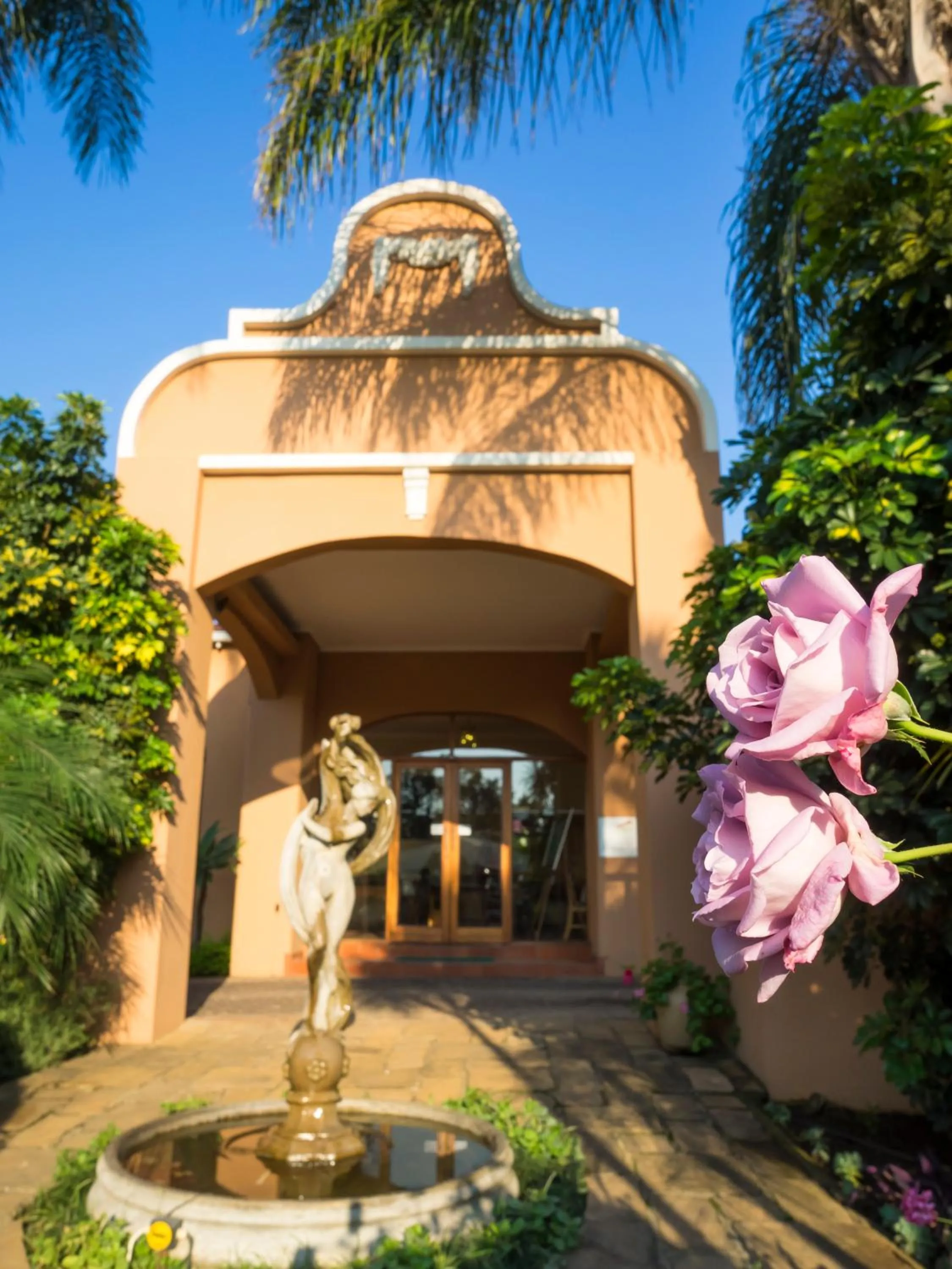 Decorative detail in The Elegant Lodge Menlo Park
