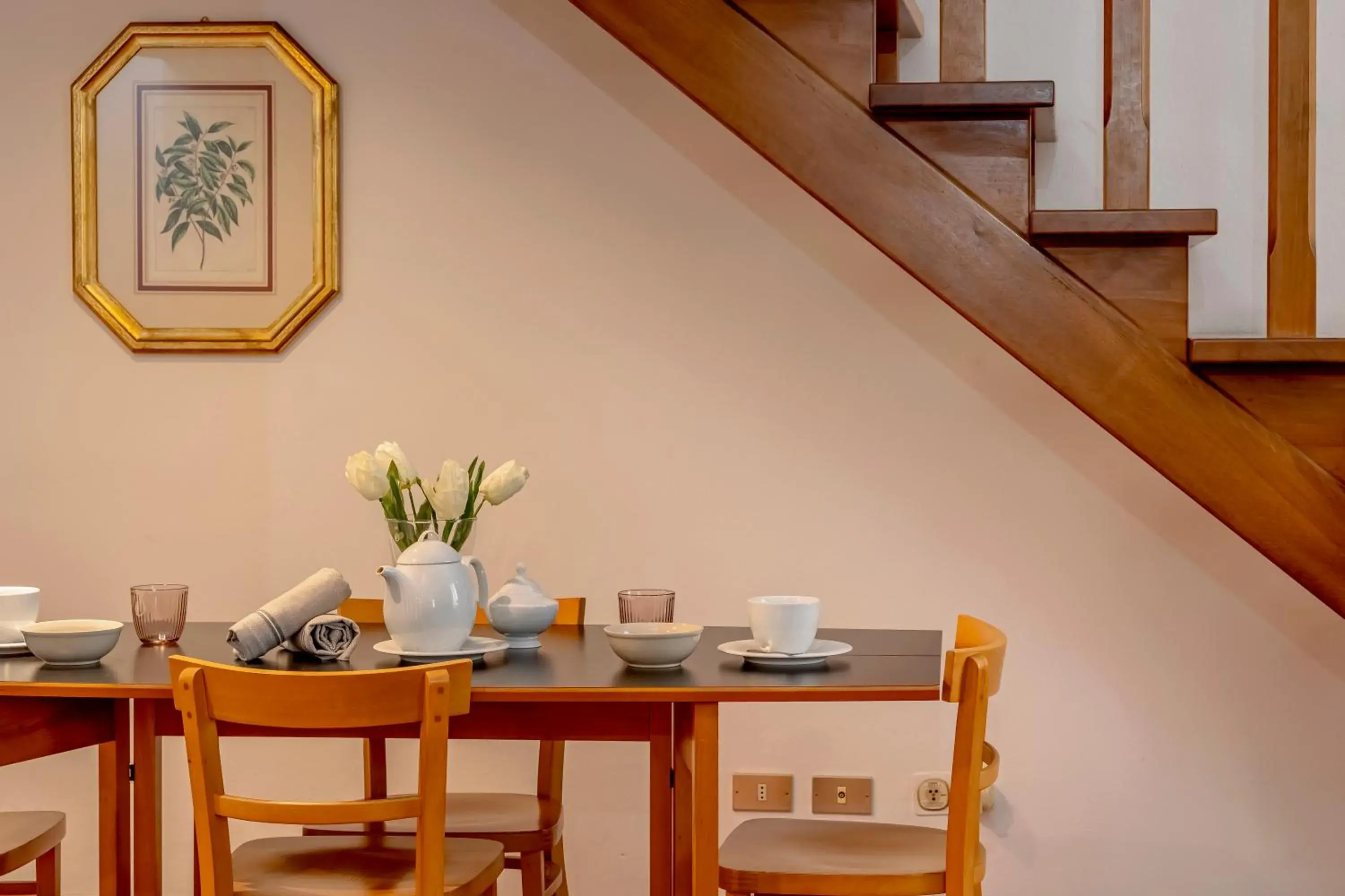 One-Bedroom Apartment Deluxe in Santa Croce Exclusive One-Bedroom Apartment Deluxe in Santa Croce Exclusive