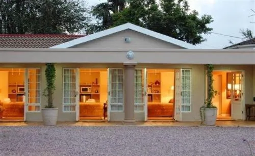 Facade/entrance in Branley Lodge Bed and Breakfast