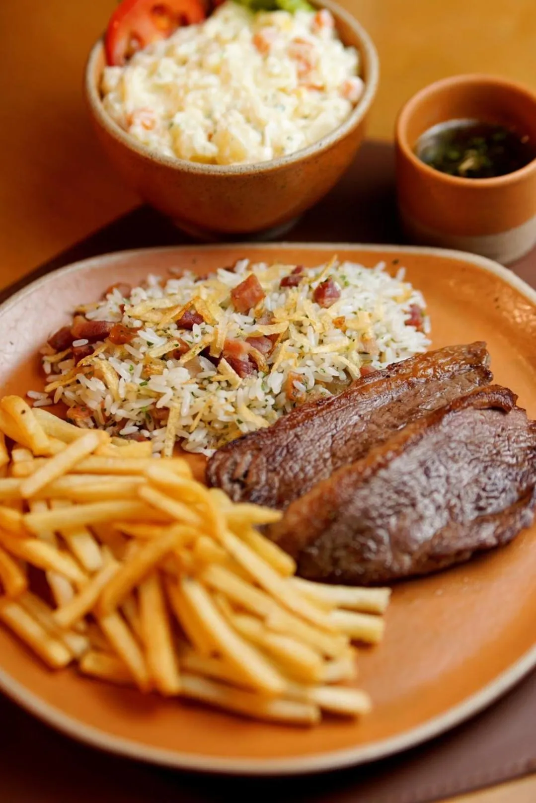 Restaurant/places to eat in Susin Hotel