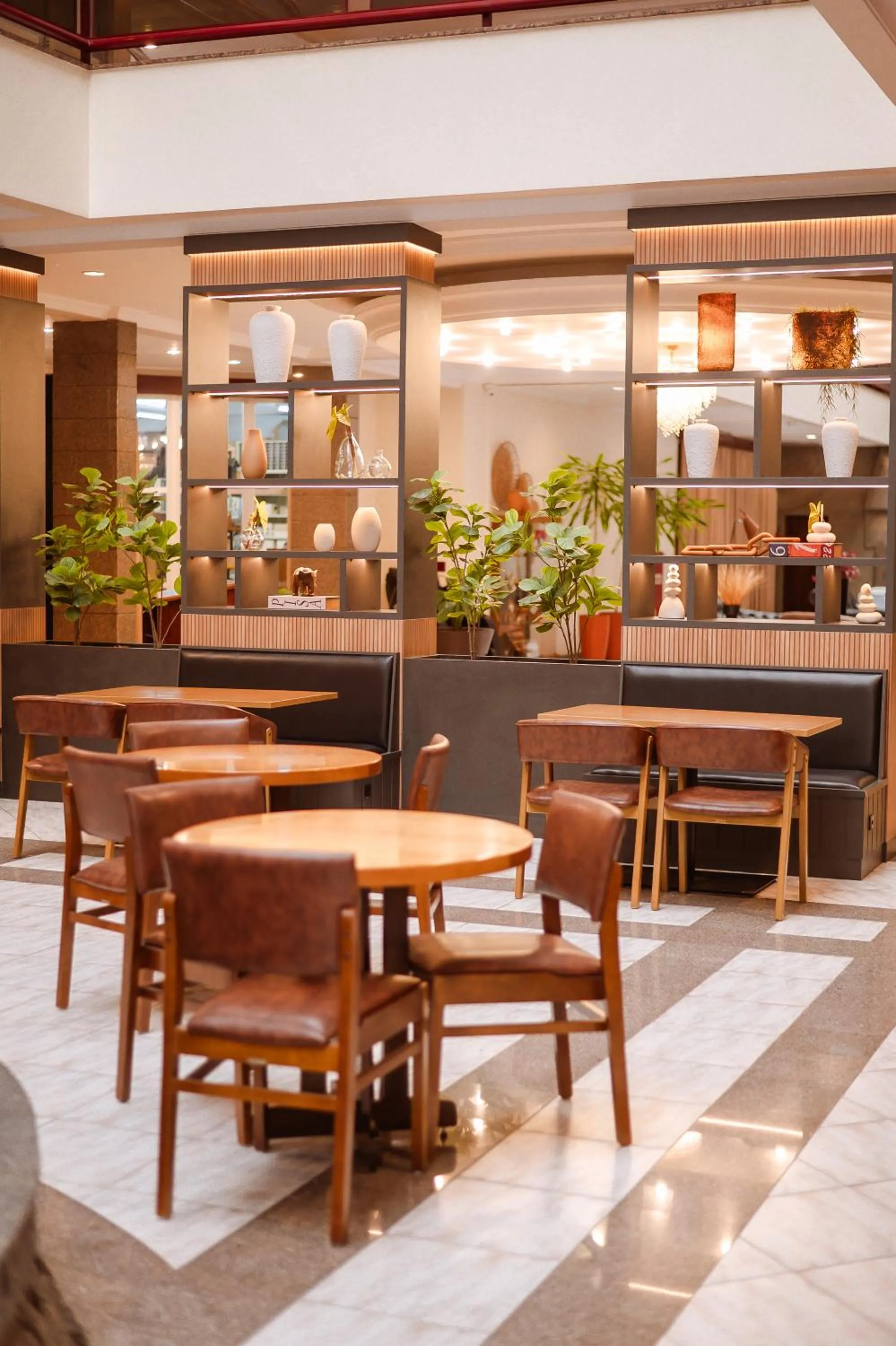 Restaurant/places to eat in Susin Hotel