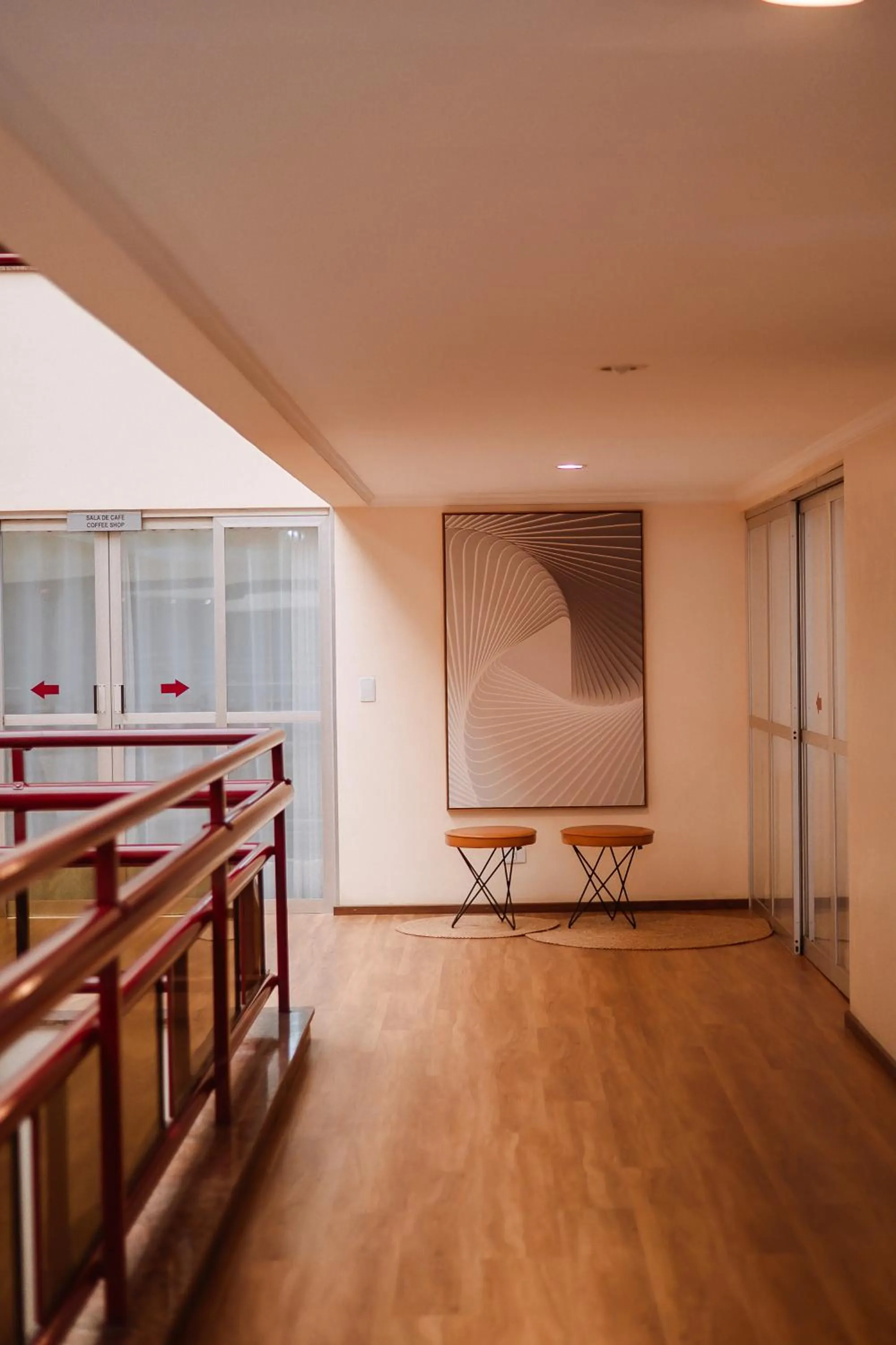 Seating area in Susin Hotel