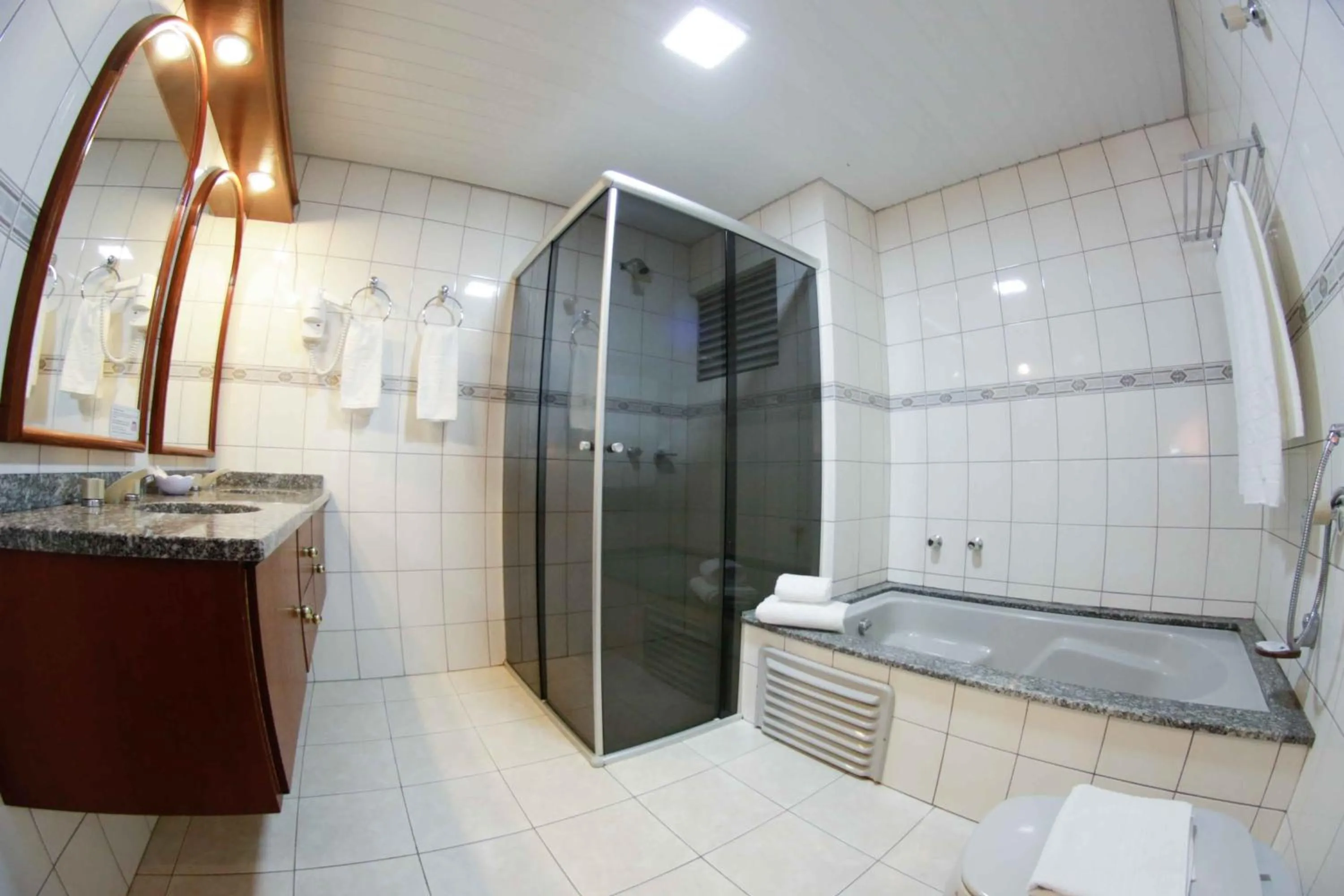 Bathroom in Susin Hotel