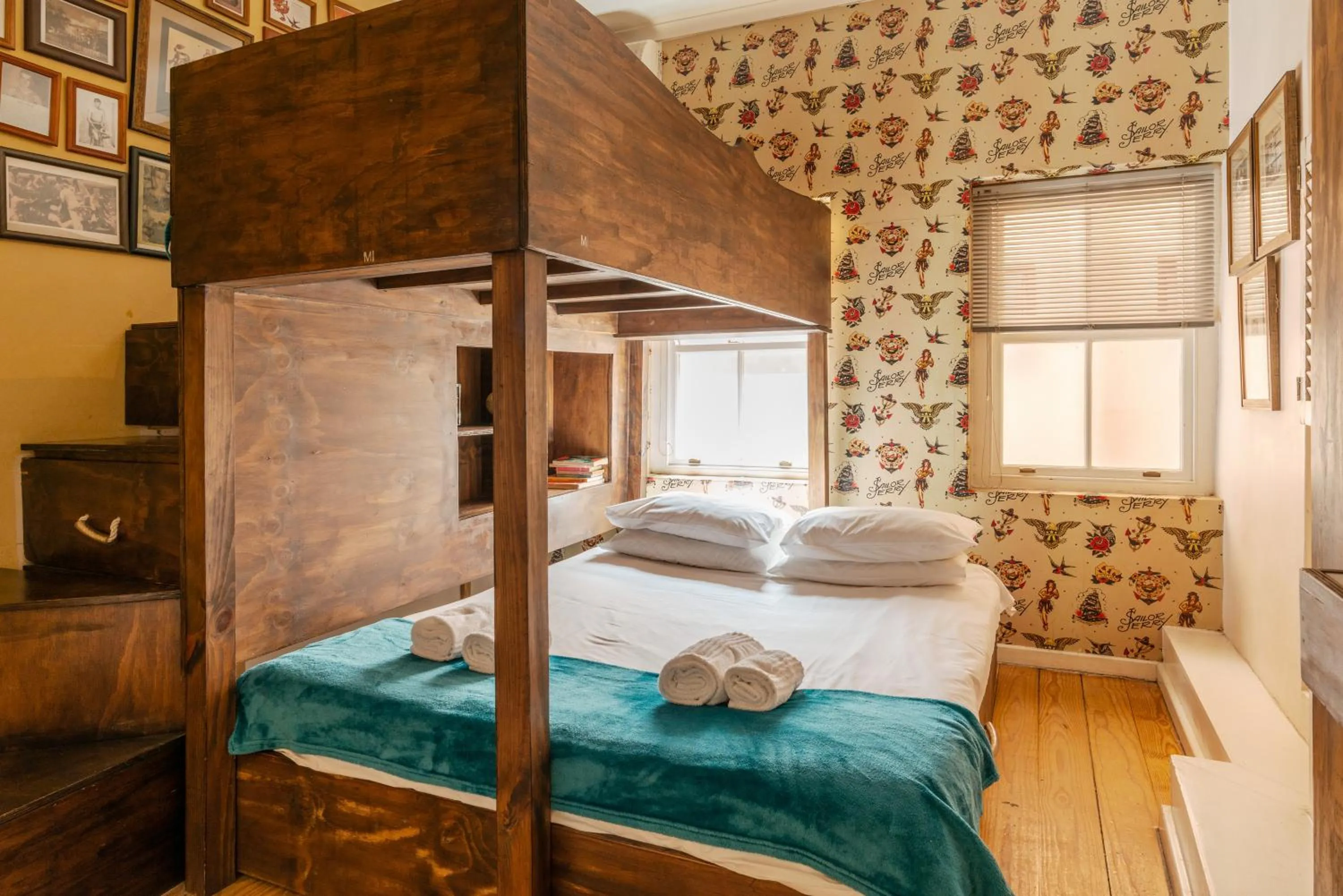 Bed in Daddy Long Legs Art Hotel