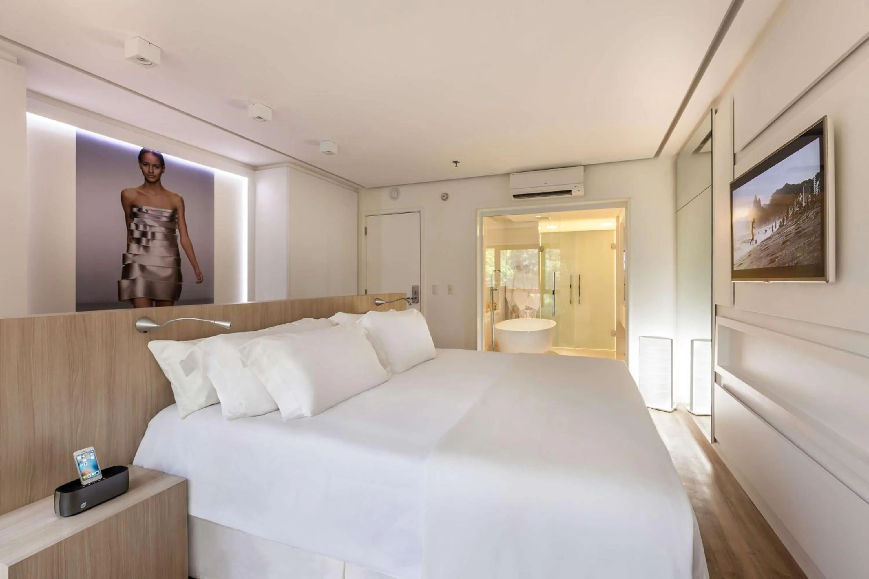 Photo of the whole room, Bed in Samba Bossa Nova Ipanema
