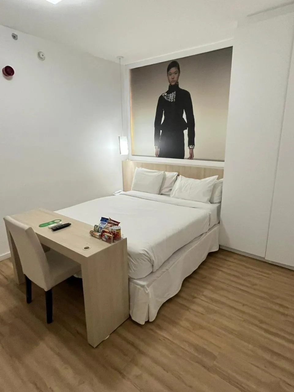 Bedroom, Bed in Samba Bossa Nova Ipanema