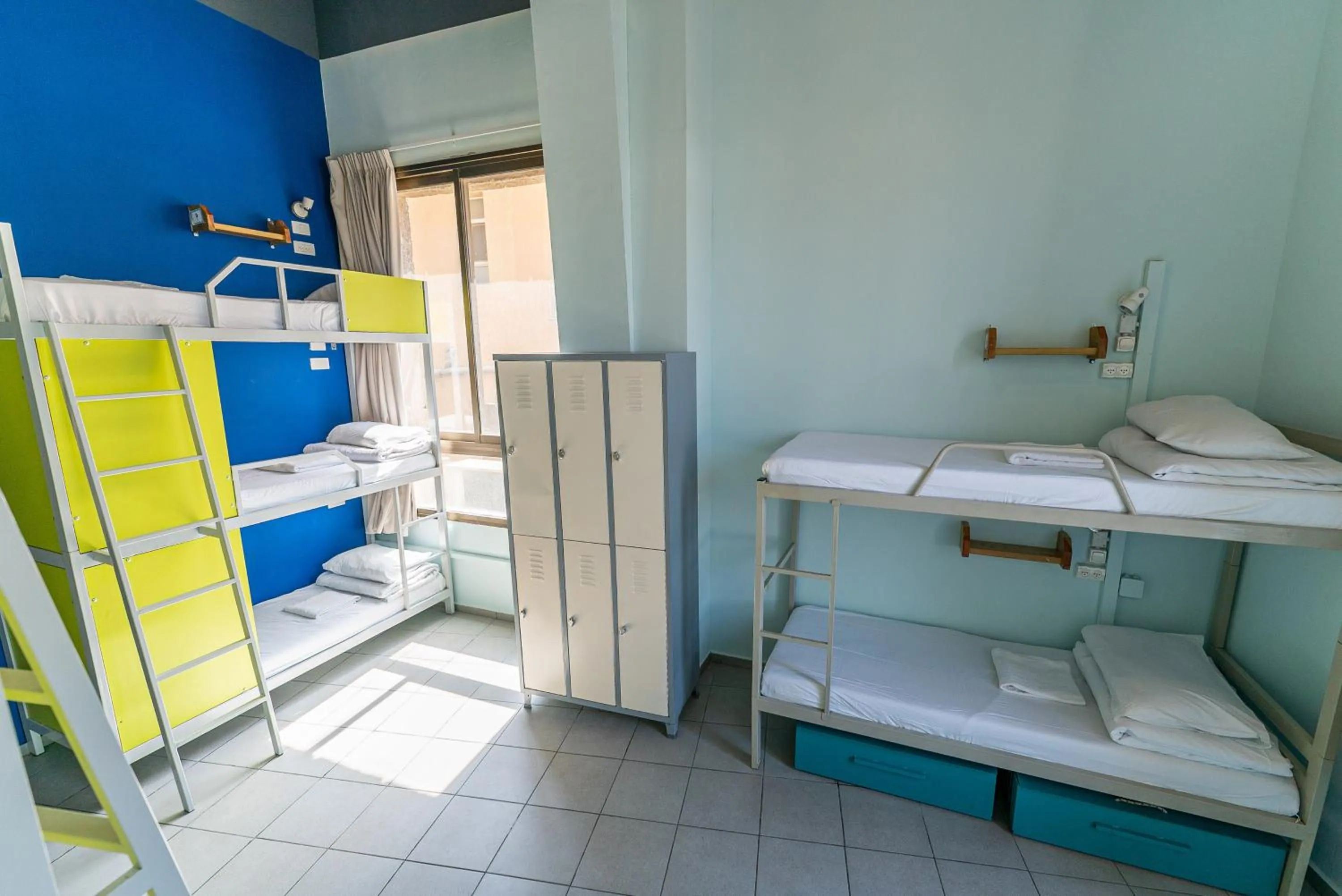 Bed in Abraham Tel Aviv