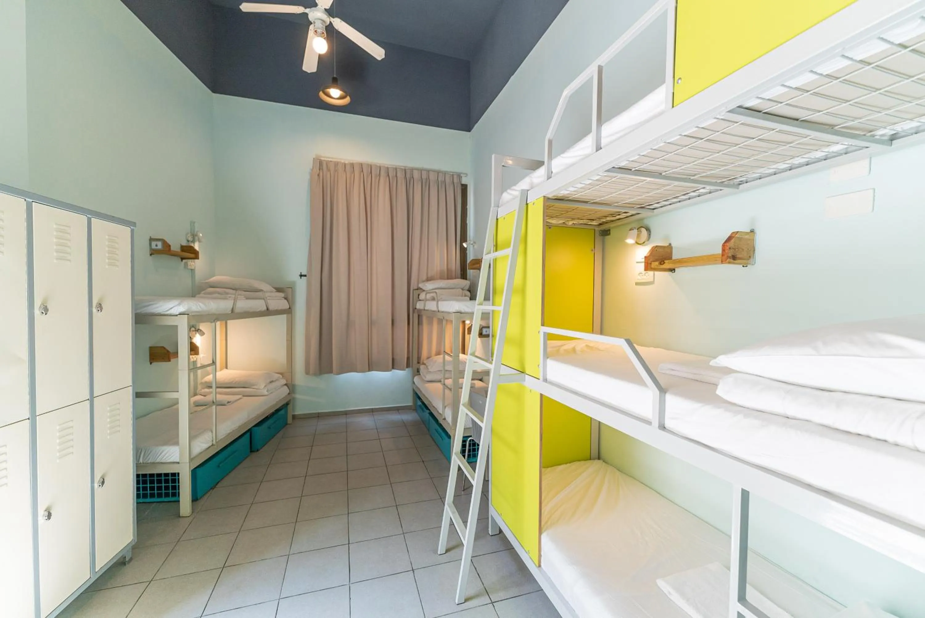 Photo of the whole room, Bed in Abraham Tel Aviv