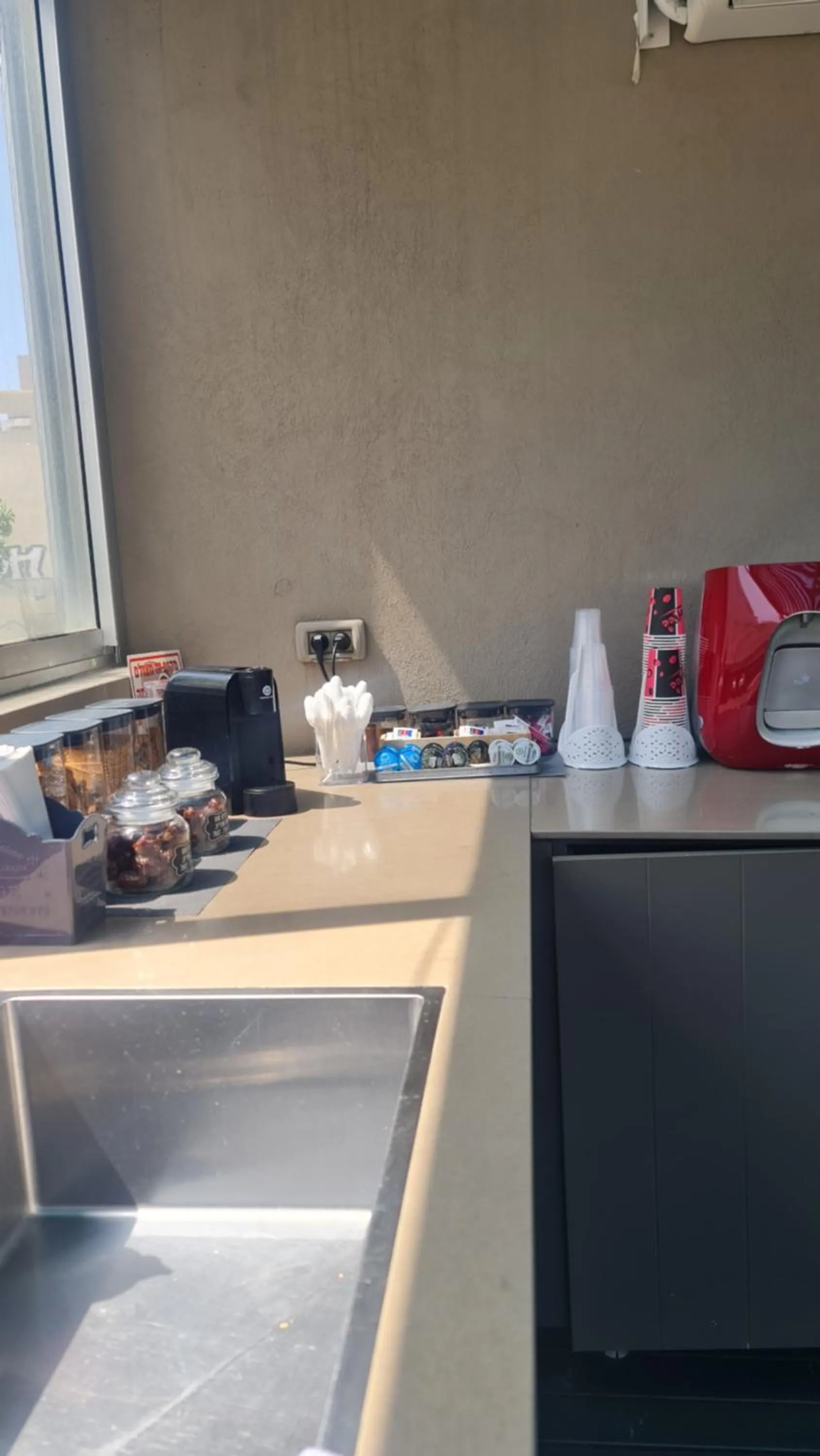 Property building in Florentin House - By HOMY