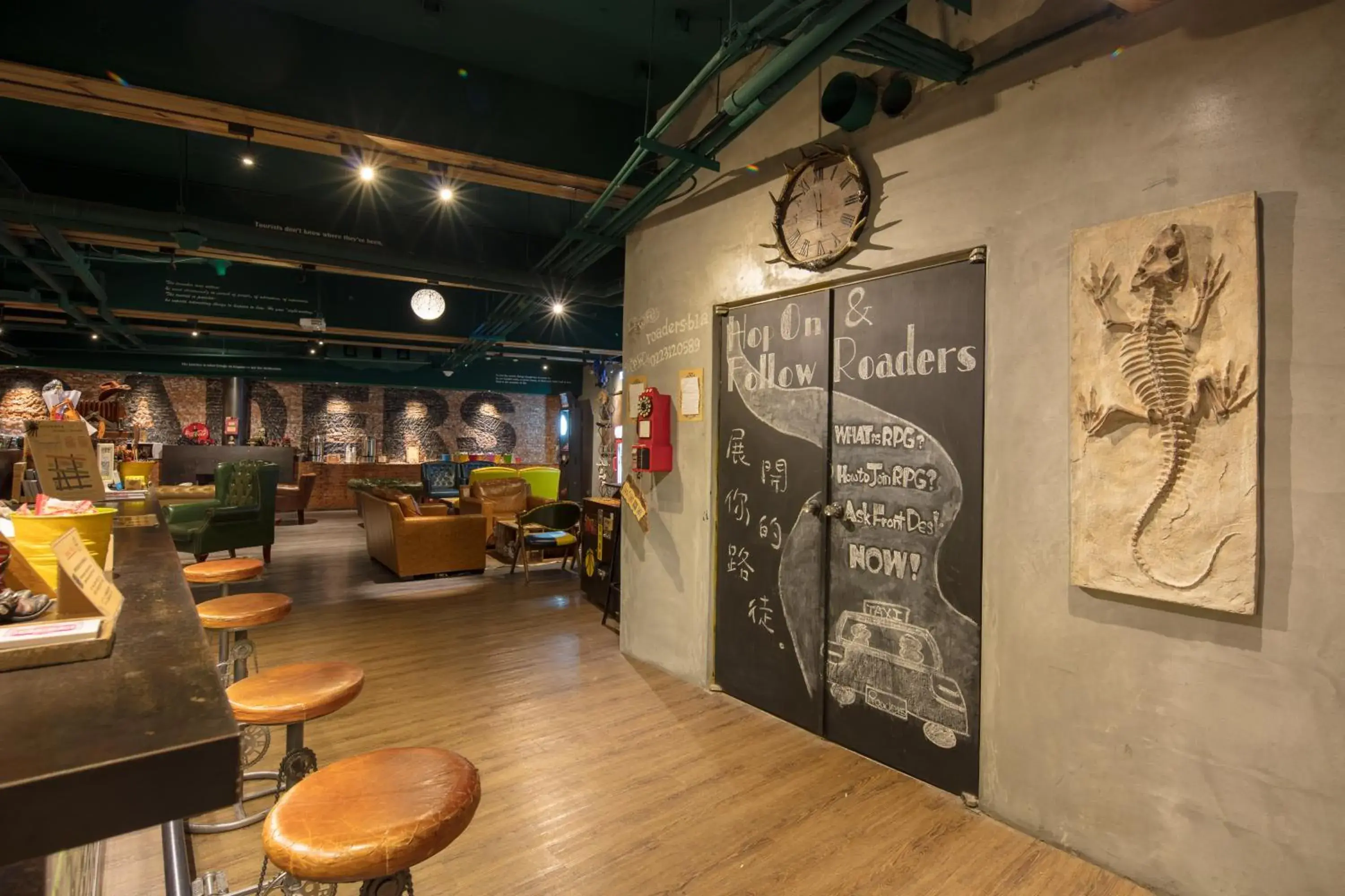 Lobby or reception in Roaders Hotel Zhonghua Lobby or reception in Roaders Hotel Zhonghua