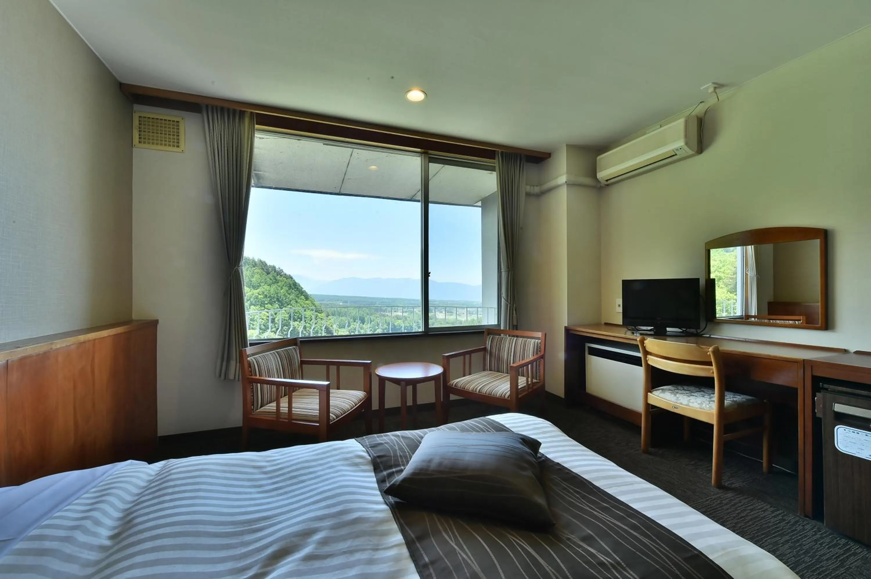 Bed in Tateshina Park Hotel