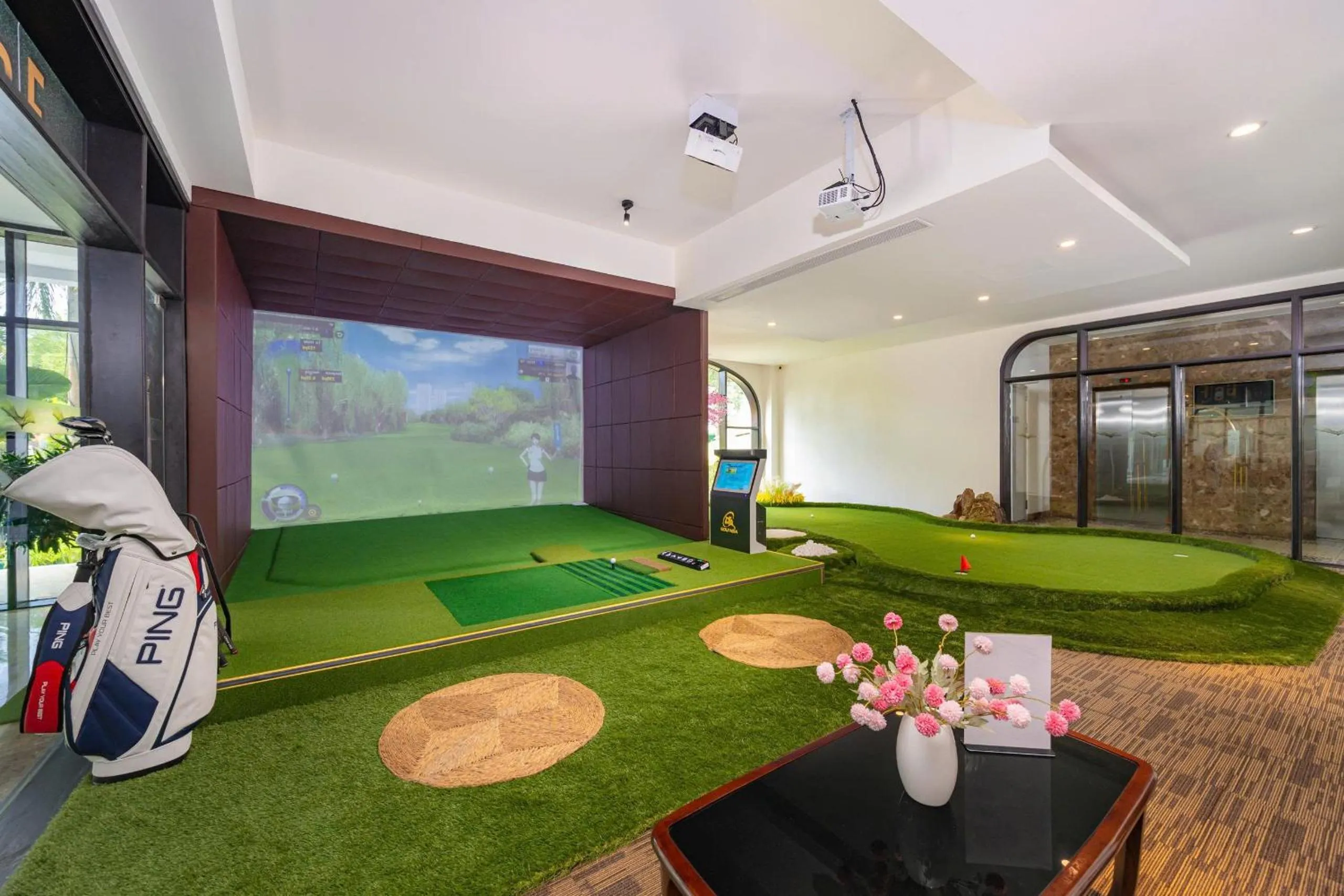 Minigolf in Lasenta Boutique Hotel Hoian