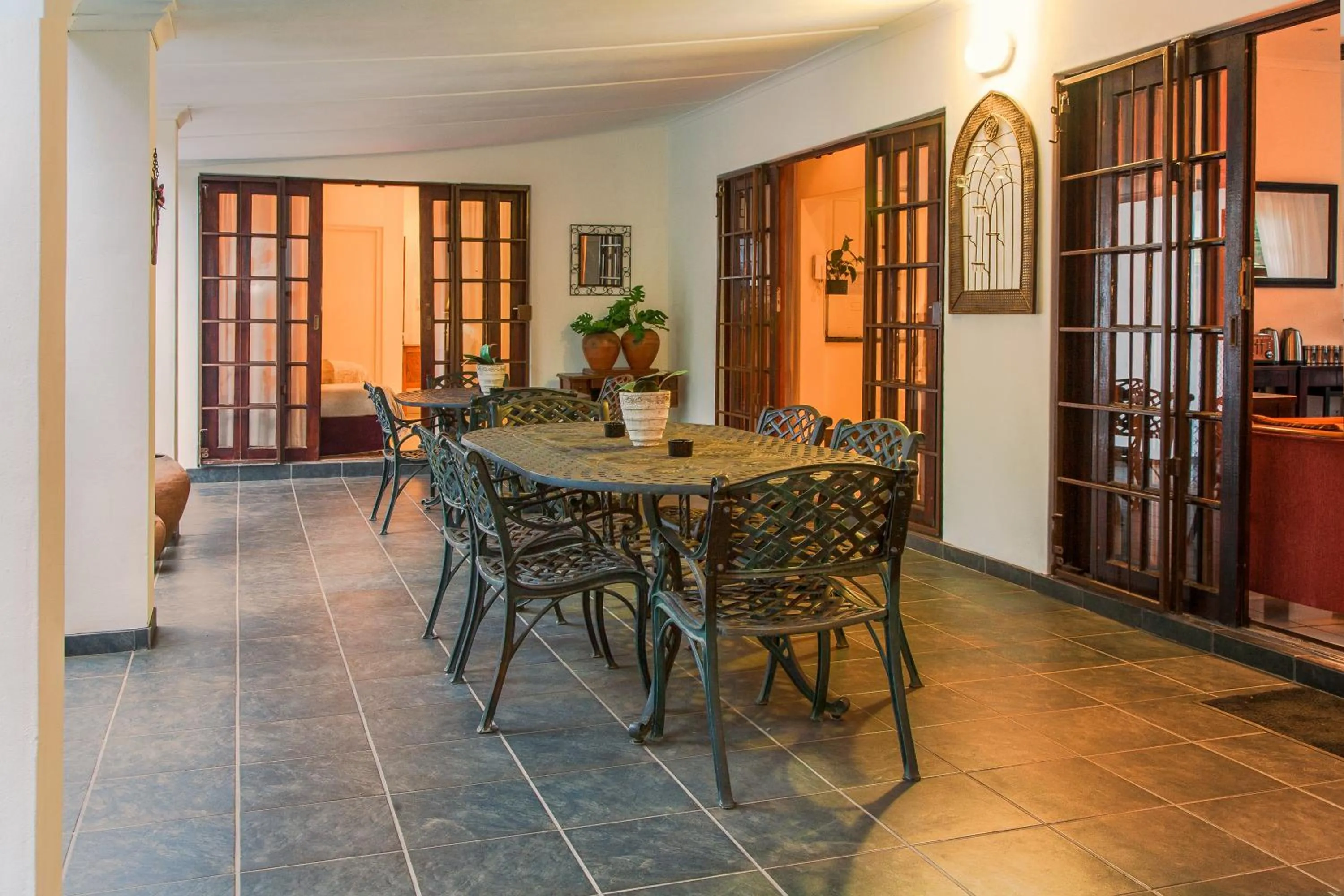 Dining area in Rivendell Bed and Breakfast