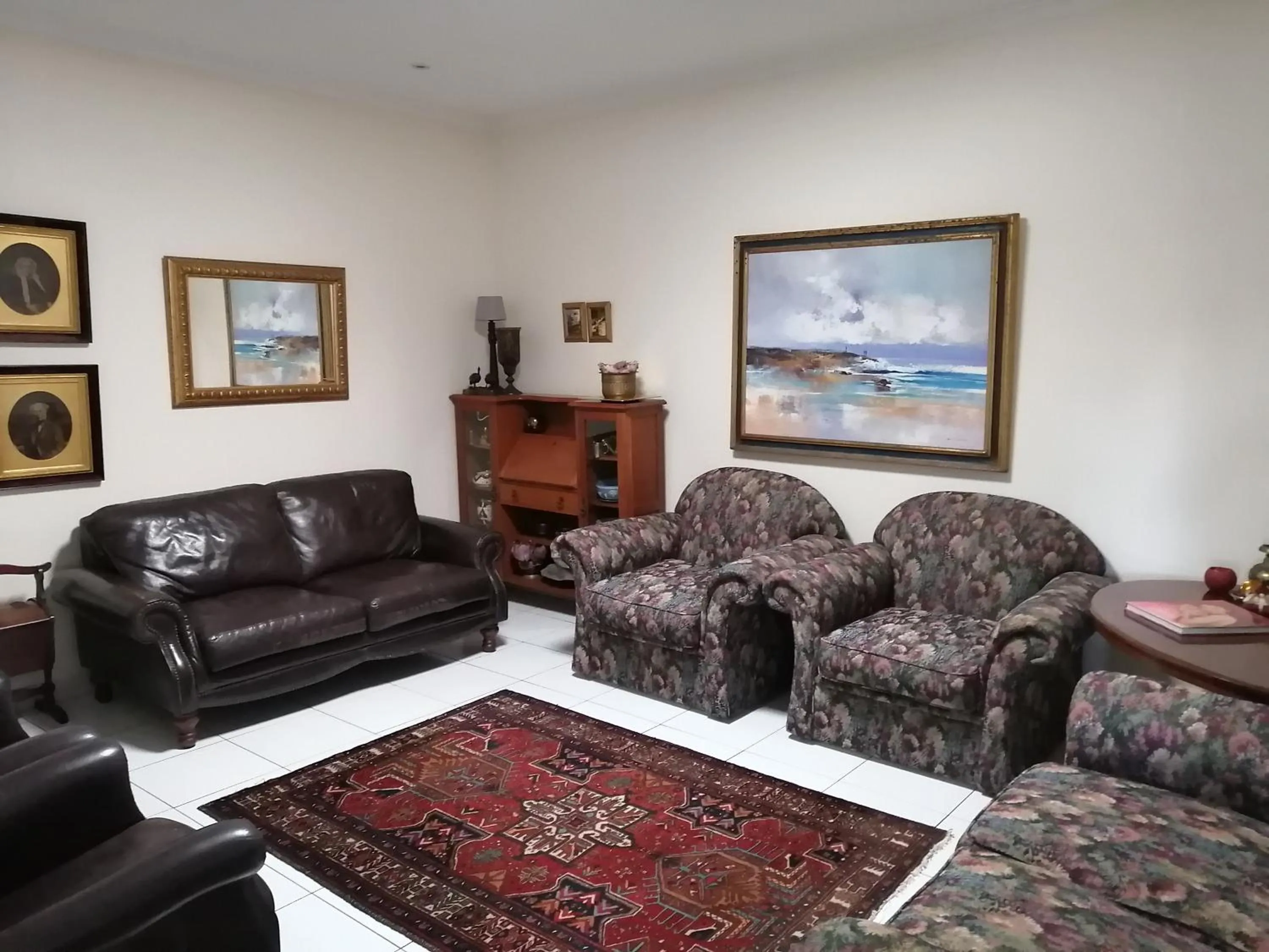 Living room in Rivendell Bed and Breakfast