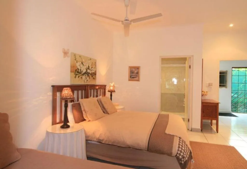 Photo of the whole room, Bed in Rivendell Bed and Breakfast