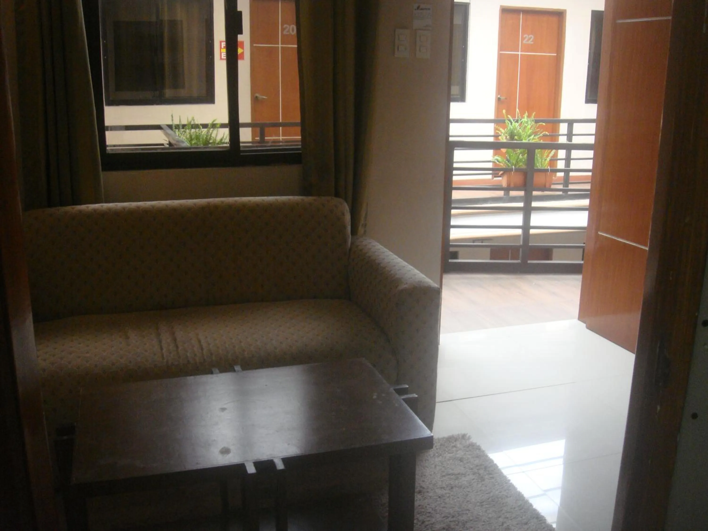 Day in Hidden Pearl Hotel (Janus Luxury Suites)