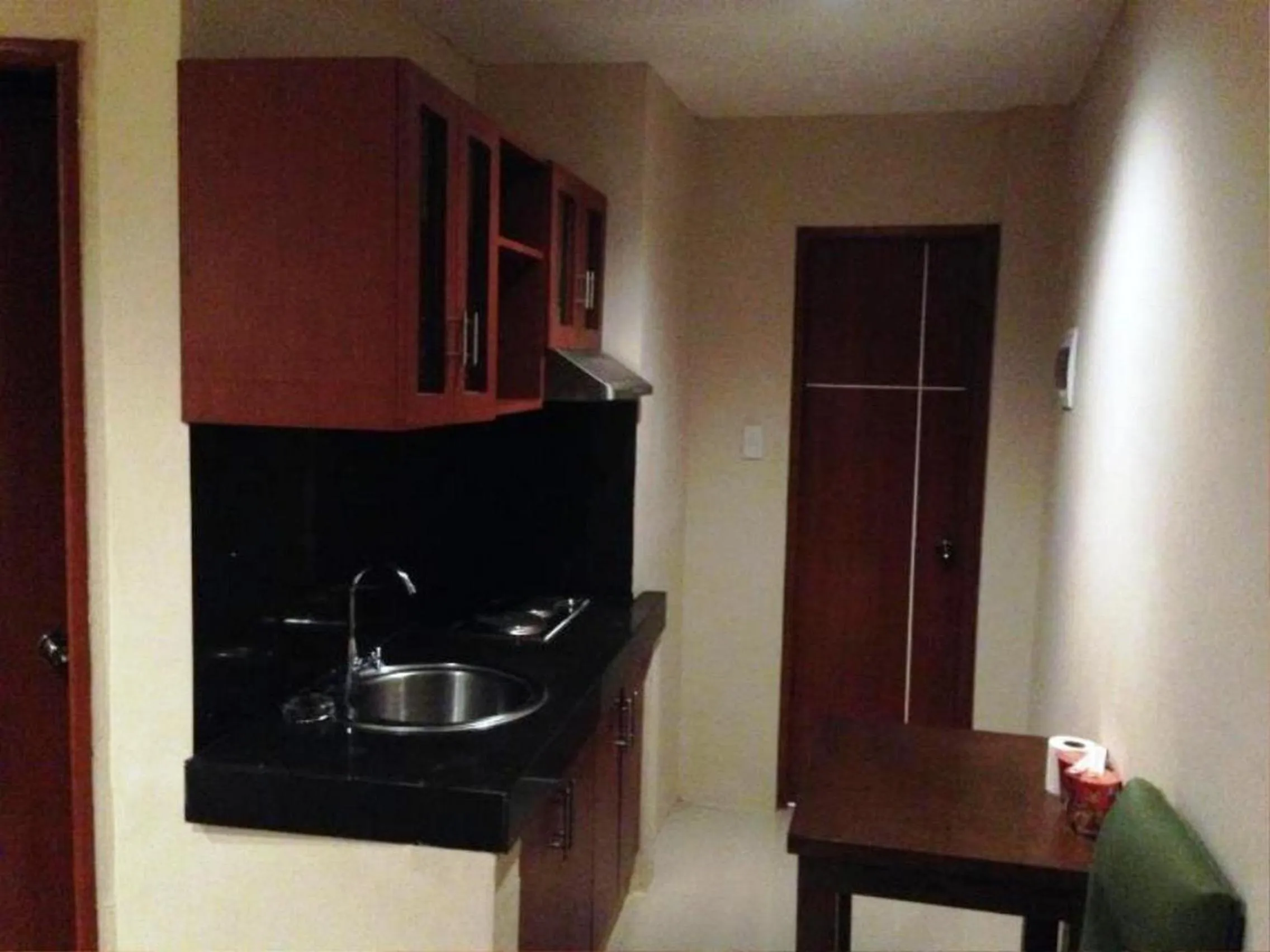 Kitchen or kitchenette in Hidden Pearl Hotel (Janus Luxury Suites)