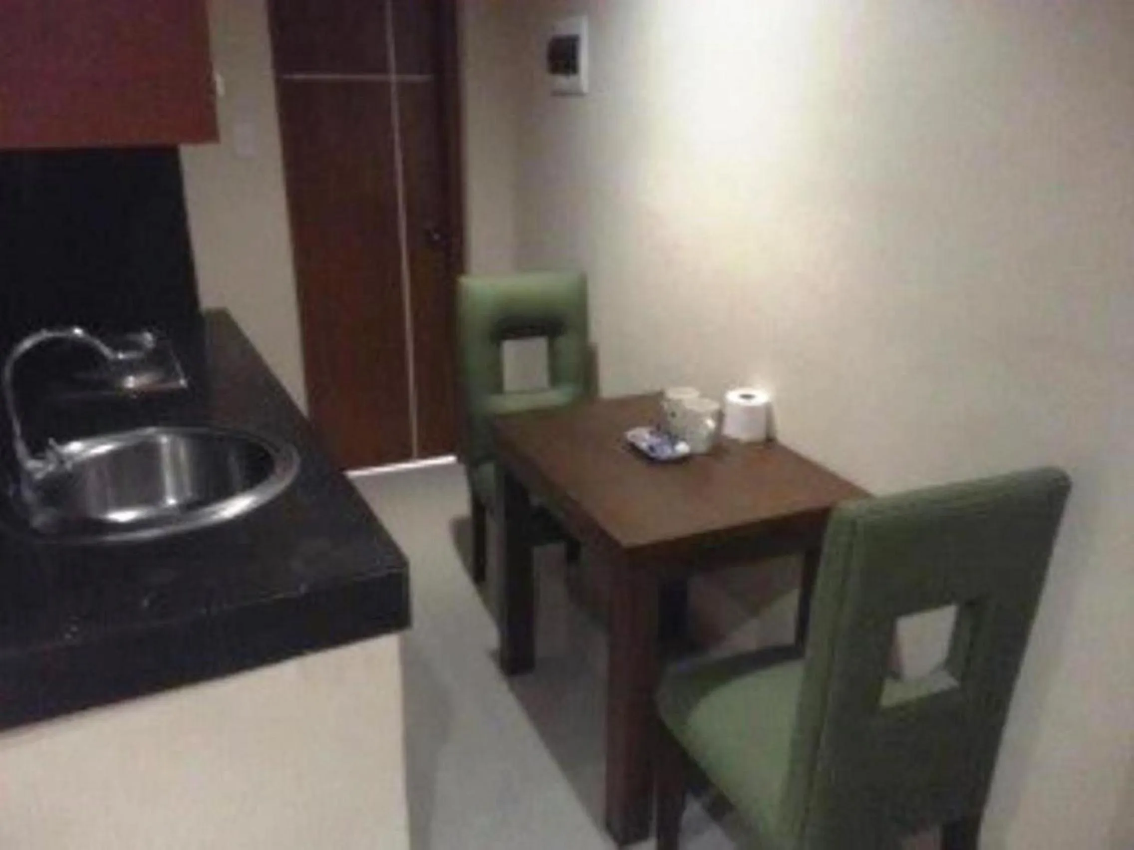 Dining area in Hidden Pearl Hotel (Janus Luxury Suites)