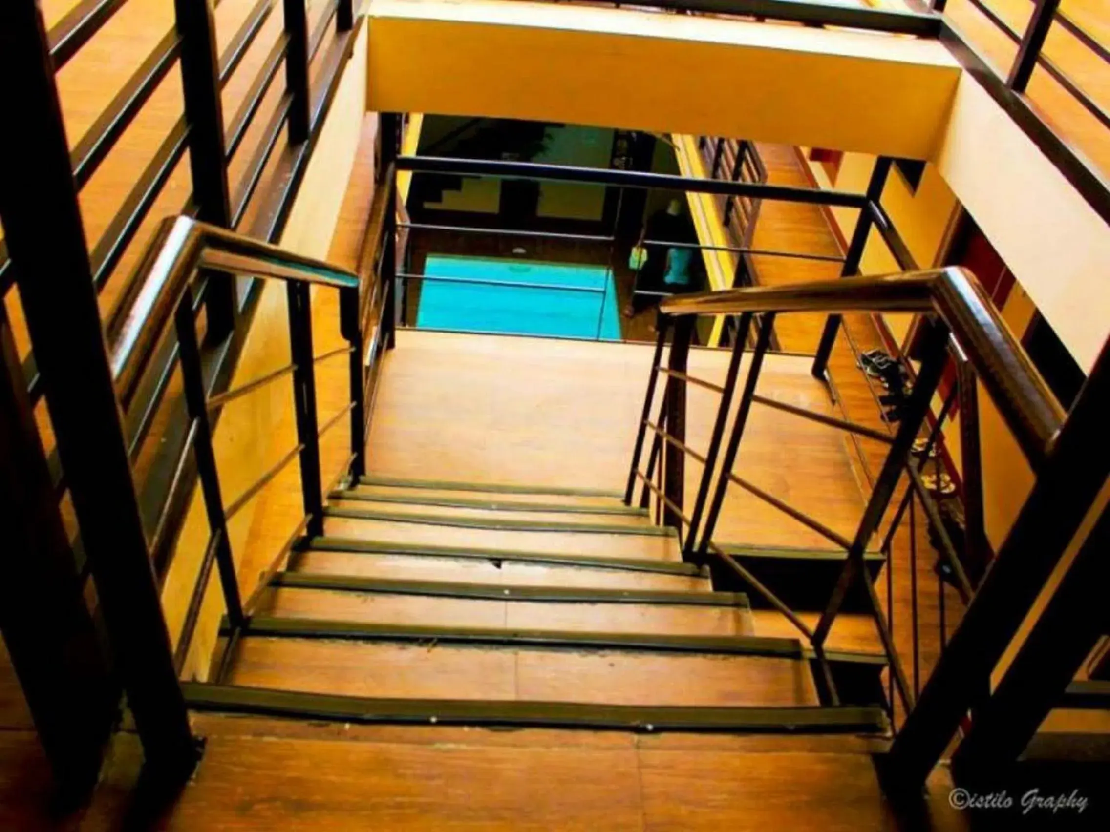 Pool view in Hidden Pearl Hotel (Janus Luxury Suites) Pool view in Hidden Pearl Hotel (Janus Luxury Suites)