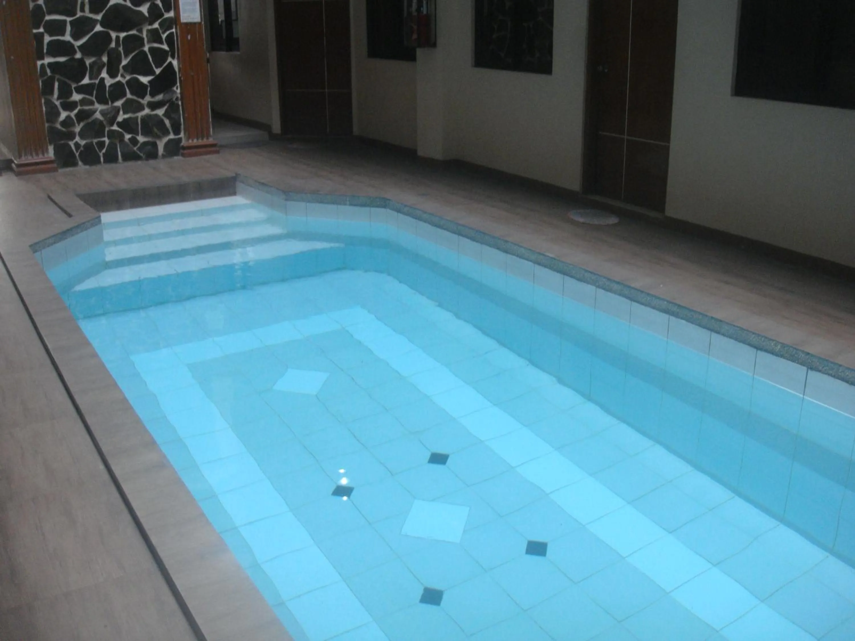  in Hidden Pearl Hotel (Janus Luxury Suites)