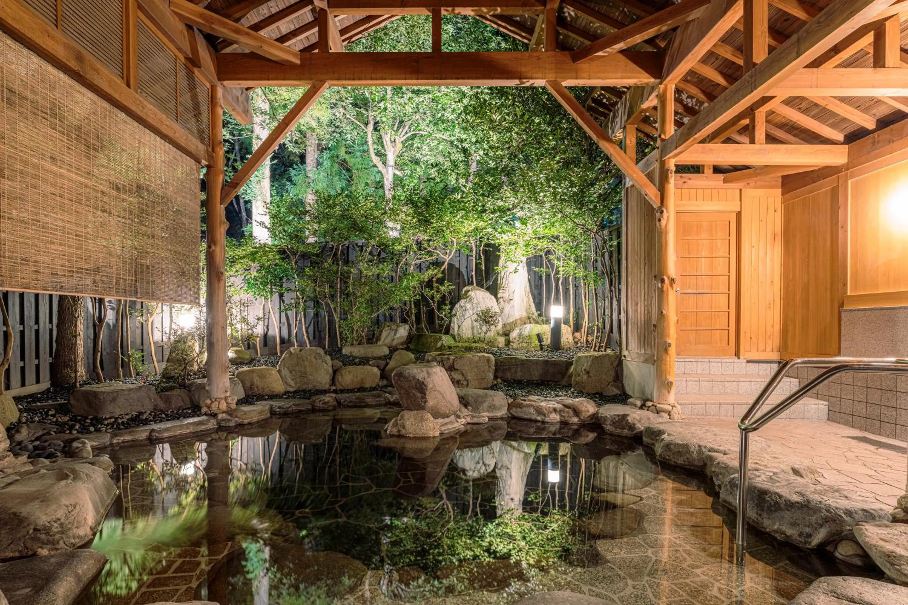 Hot Spring Bath in Shinzan Kinosaki