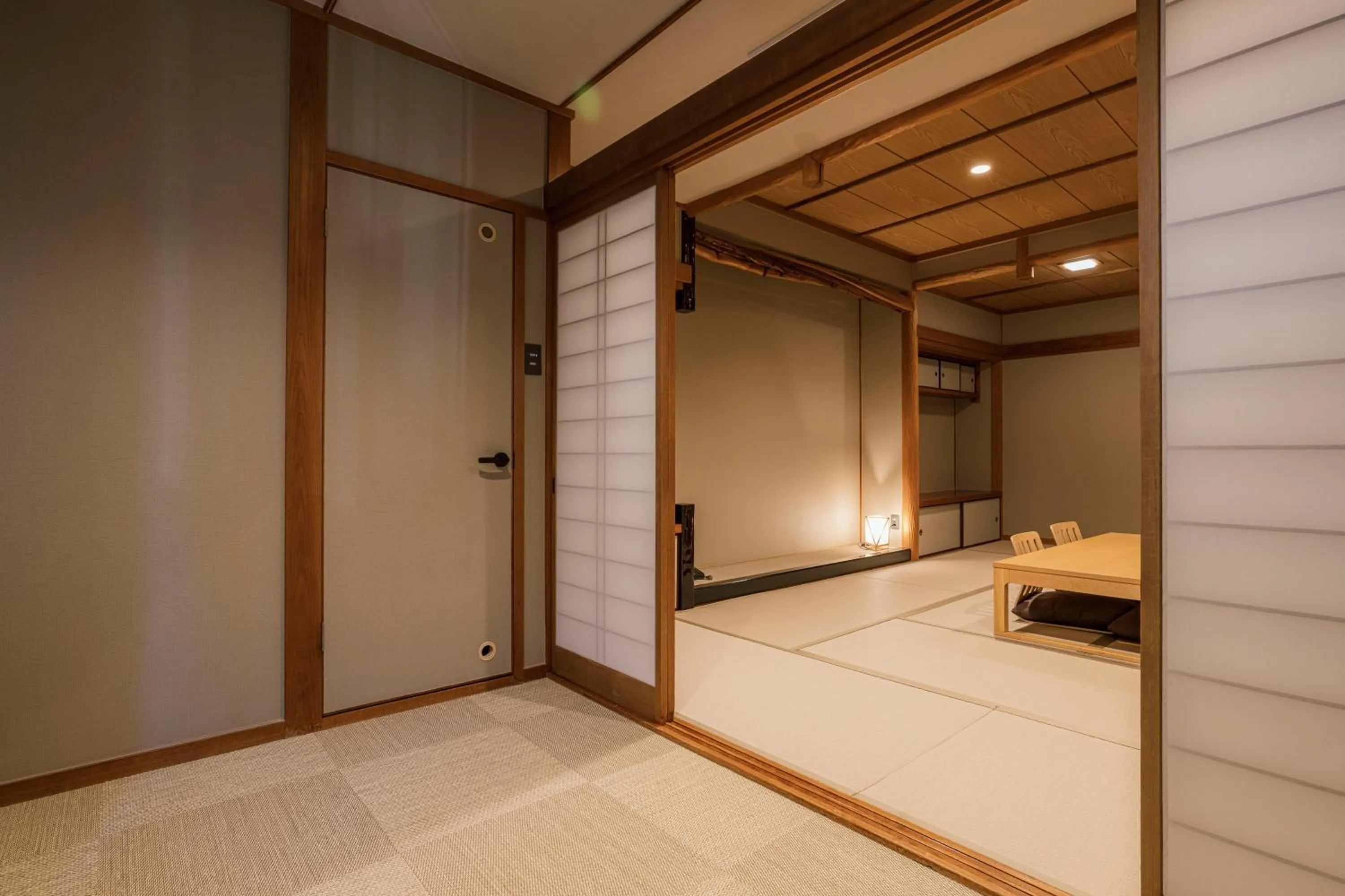 Photo of the whole room, Bed in Shinzan Kinosaki