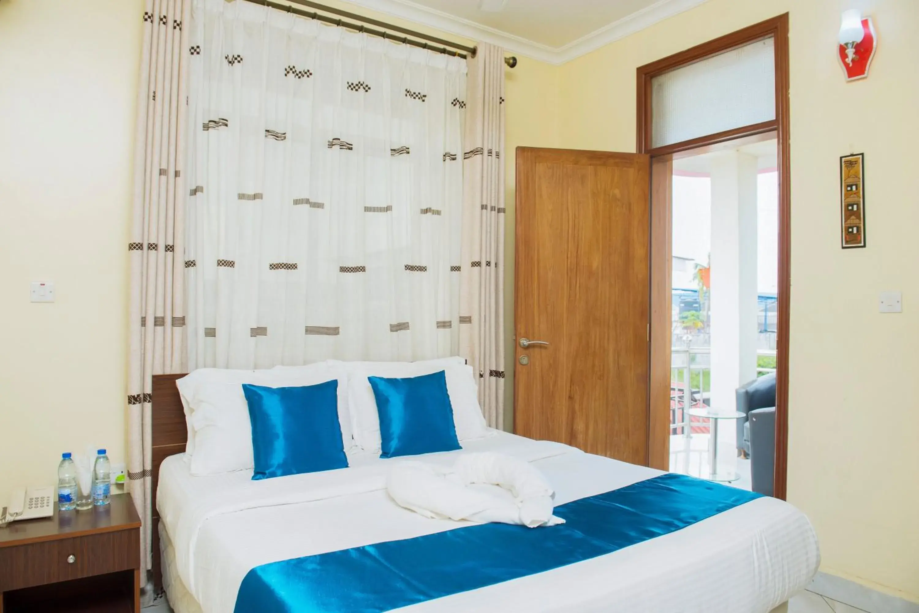 Photo of the whole room, Bed in Airport Transit Lodges Photo of the whole room, Bed in Airport Transit Lodges