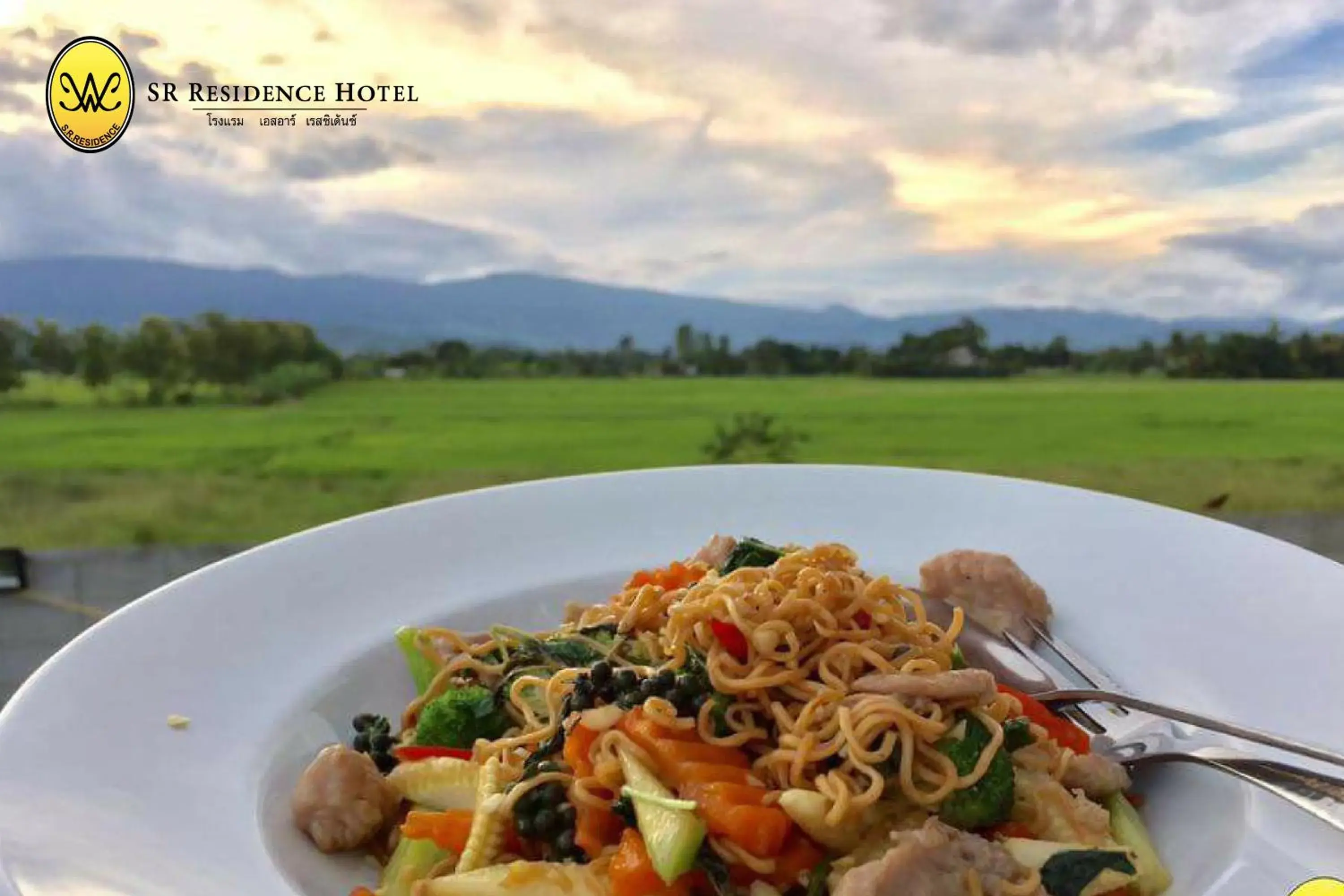 Food in SR Residence Hotel Food in SR Residence Hotel
