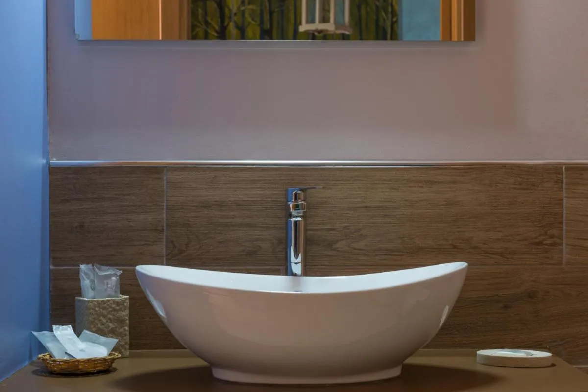 Bathroom in KiBari B&B