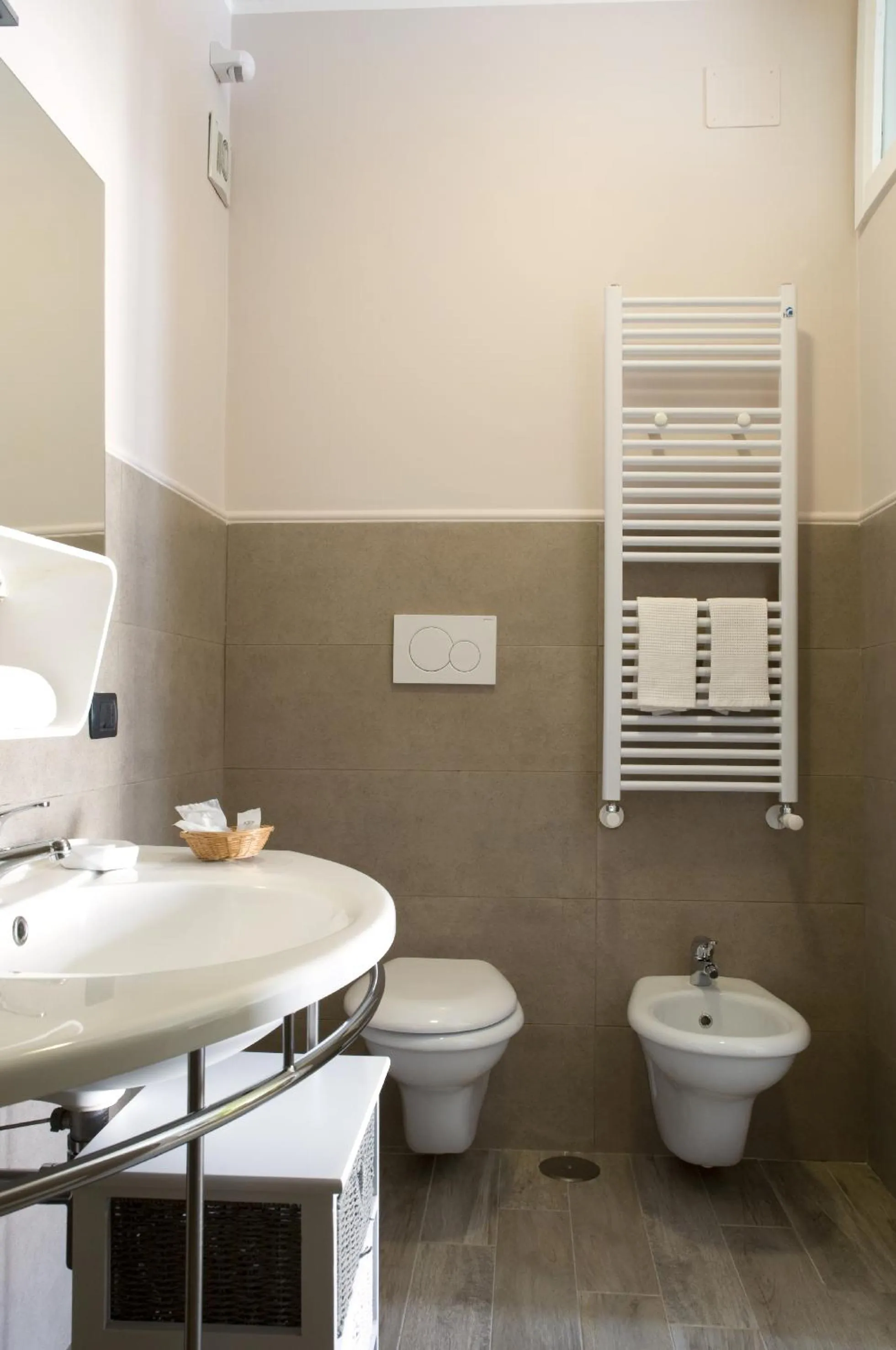 Bathroom in KiBari B&B