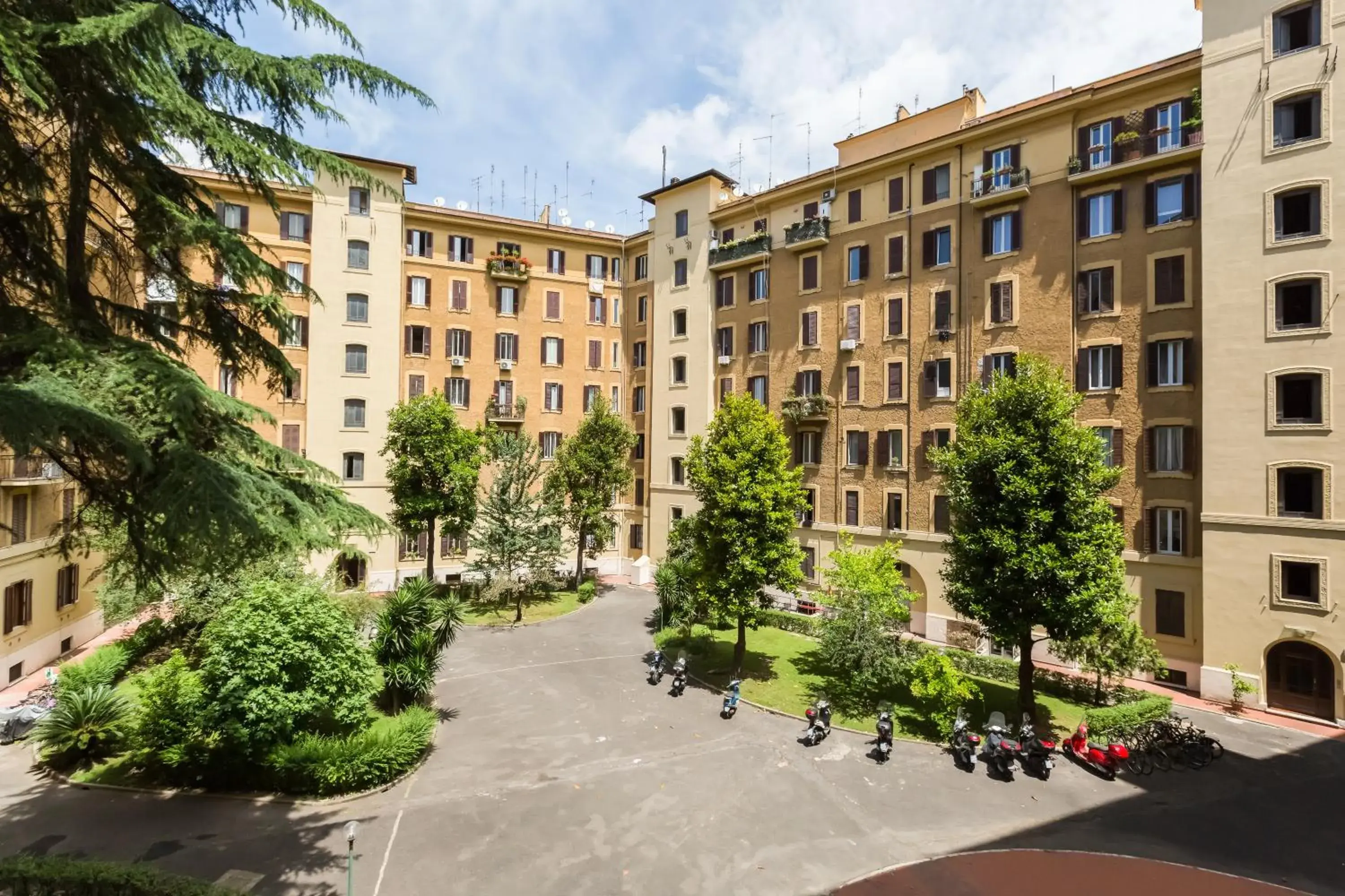 Double Room in BQ House Milizie Luxury Rooms Double Room in BQ House Milizie Luxury Rooms