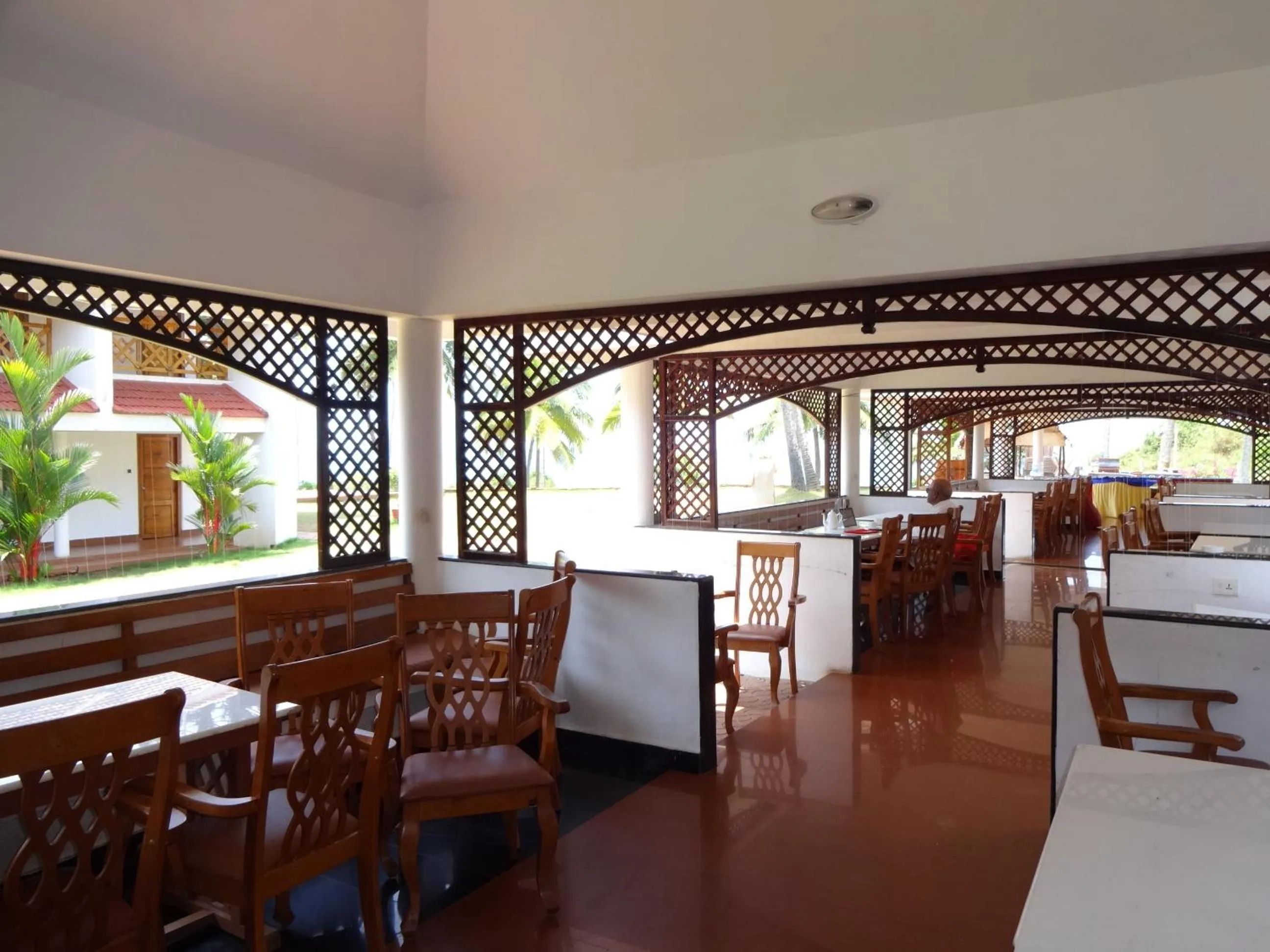 Restaurant/places to eat in KTDC Samudra Beach Resort