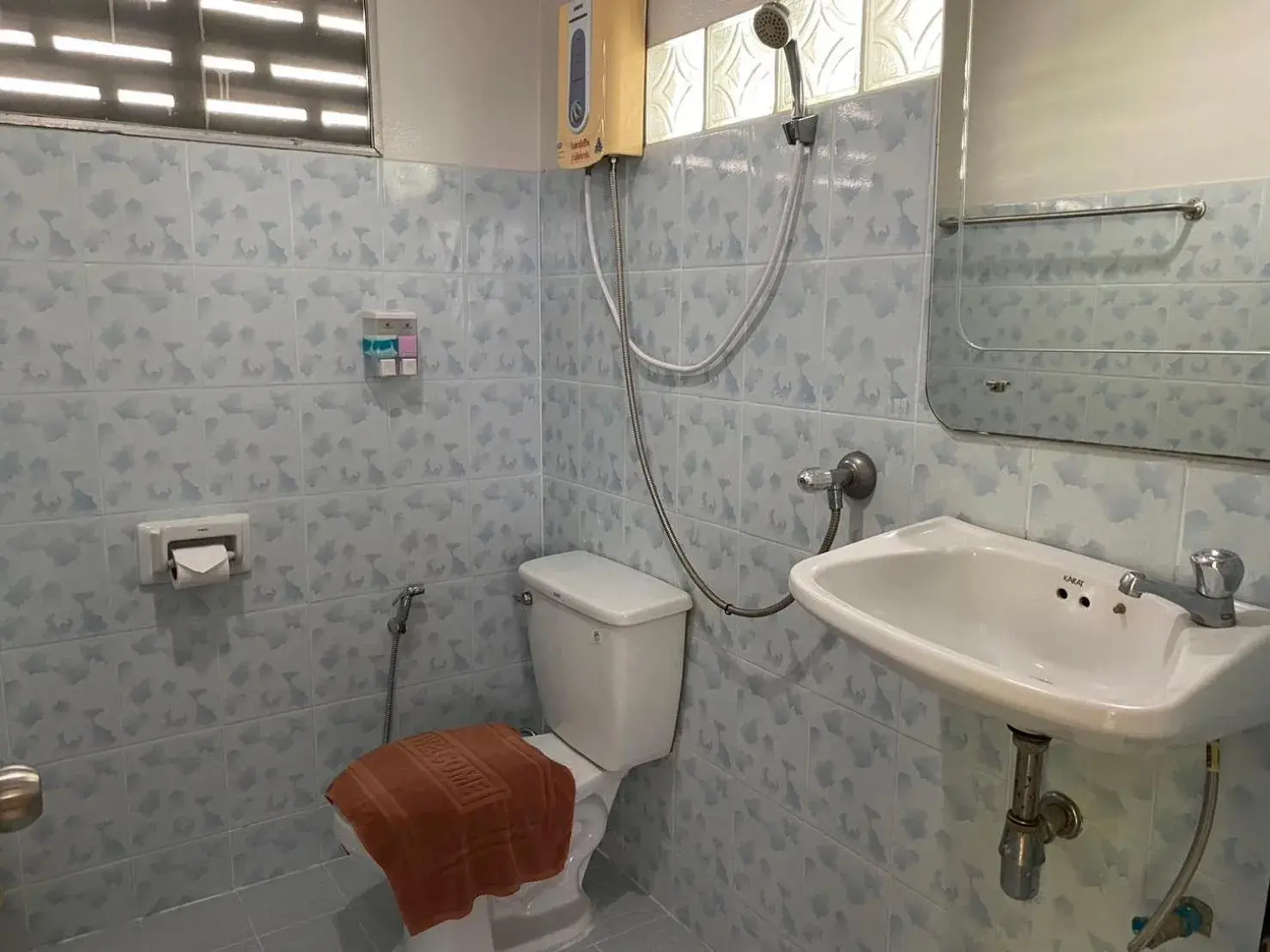 Coconut Bungalow Coconut Bungalow