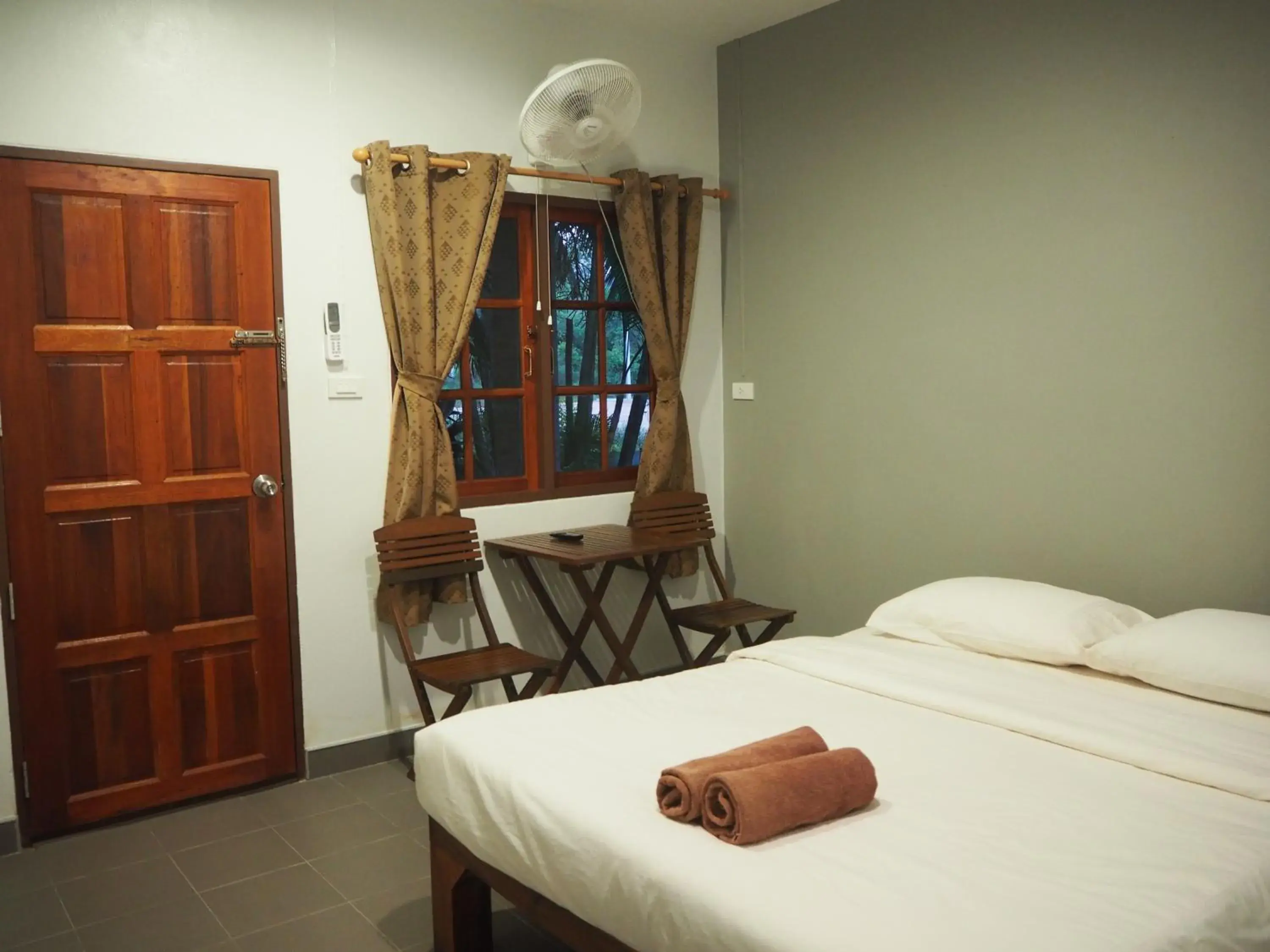 Bedroom, Bed in Coconut Bungalow Bedroom, Bed in Coconut Bungalow