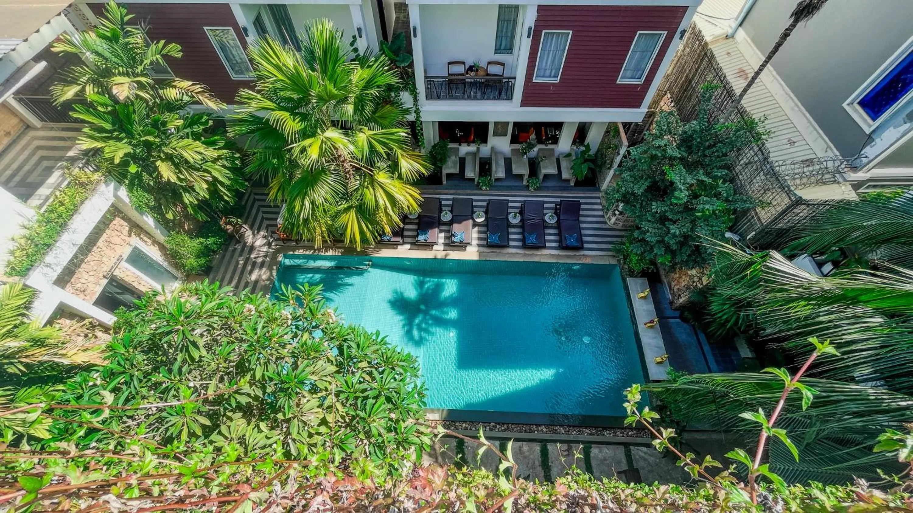 Swimming pool in Boutique Indochine d'Angkor