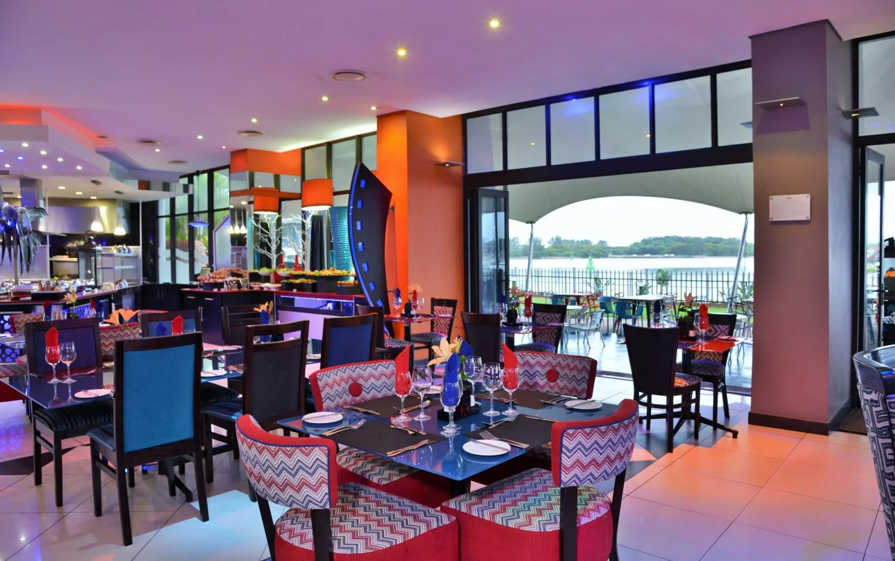 Restaurant/places to eat in BON Hotel Waterfront Richards Bay Restaurant/places to eat in BON Hotel Waterfront Richards Bay