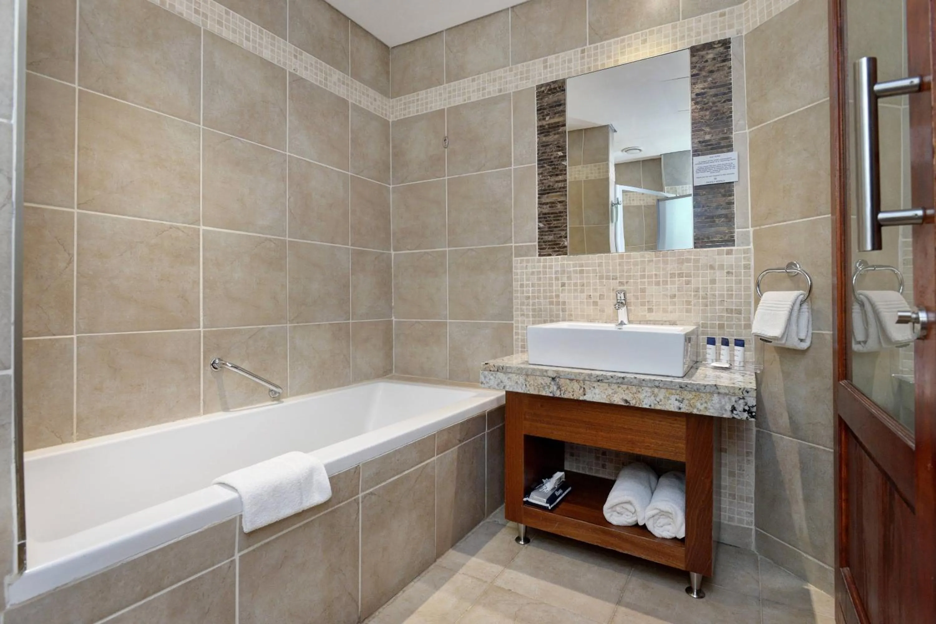 Photo of the whole room in Protea Hotel by Marriott Clarens