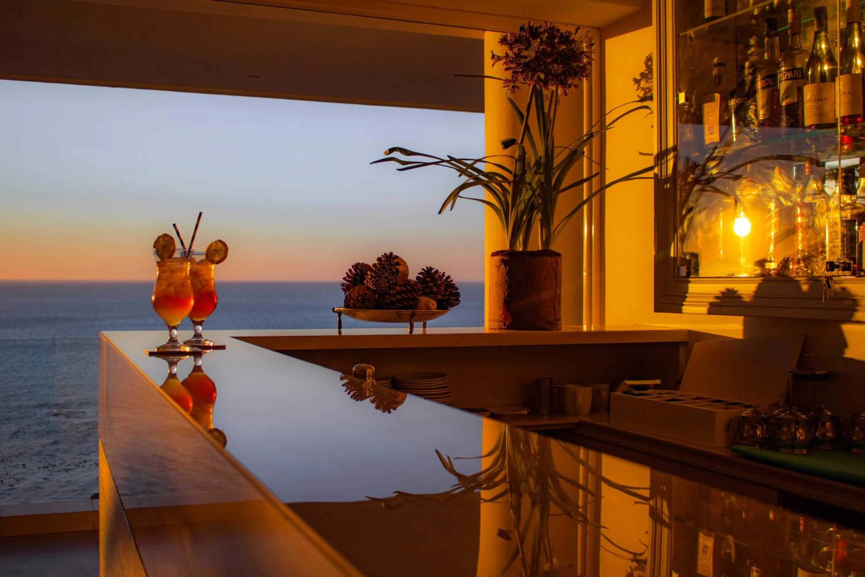 Lounge or bar in The Clarendon - Bantry Bay