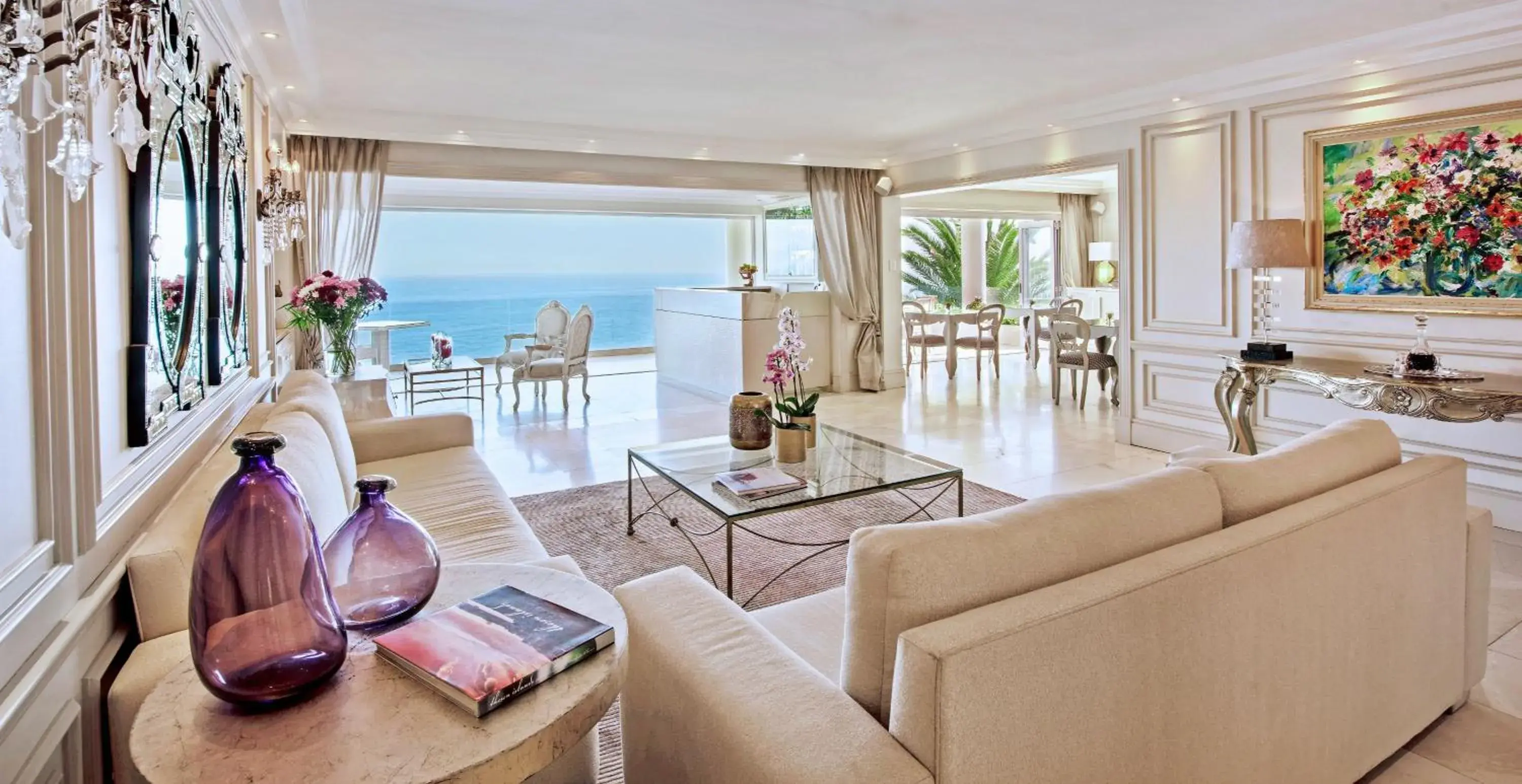Living room in The Clarendon - Bantry Bay Living room in The Clarendon - Bantry Bay