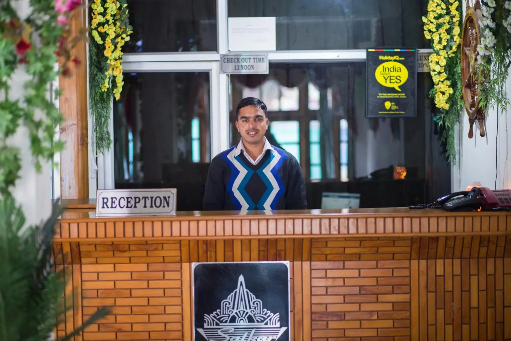 Lobby or reception in Hotel Satkar Residency - Riverside Old Manali Lobby or reception in Hotel Satkar Residency - Riverside Old Manali