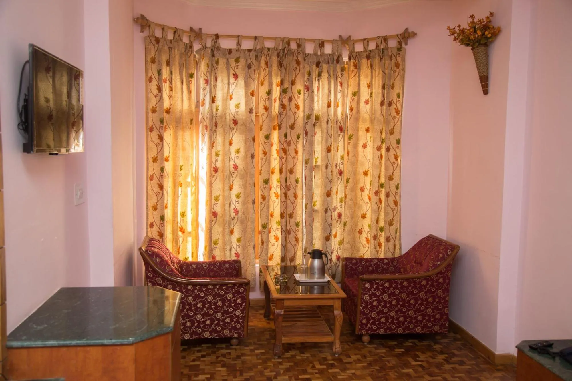 TV and multimedia in Hotel Satkar Residency - Riverside Old Manali