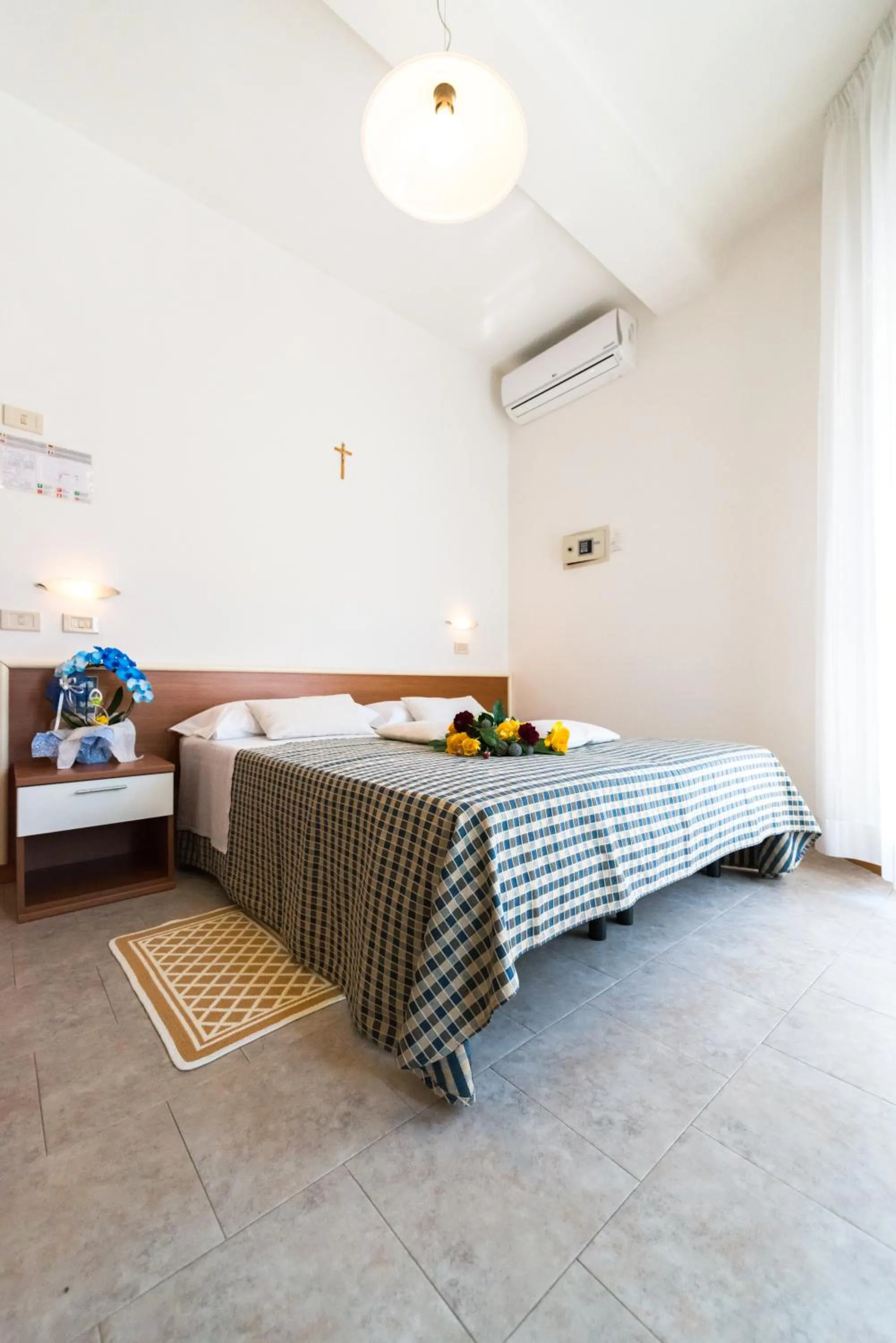 Bed in Hotel Lem-Casadei