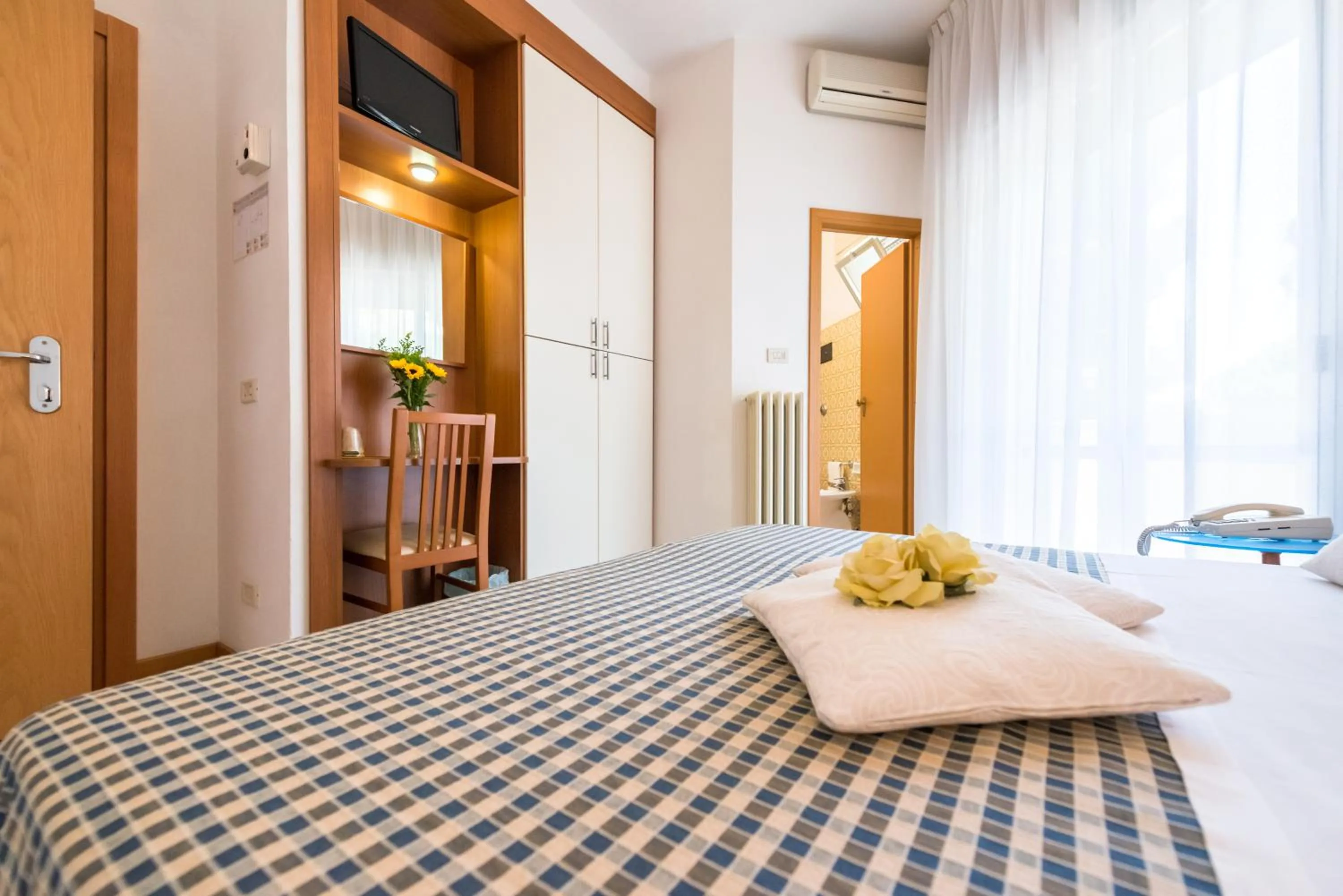 Bed in Hotel Lem-Casadei